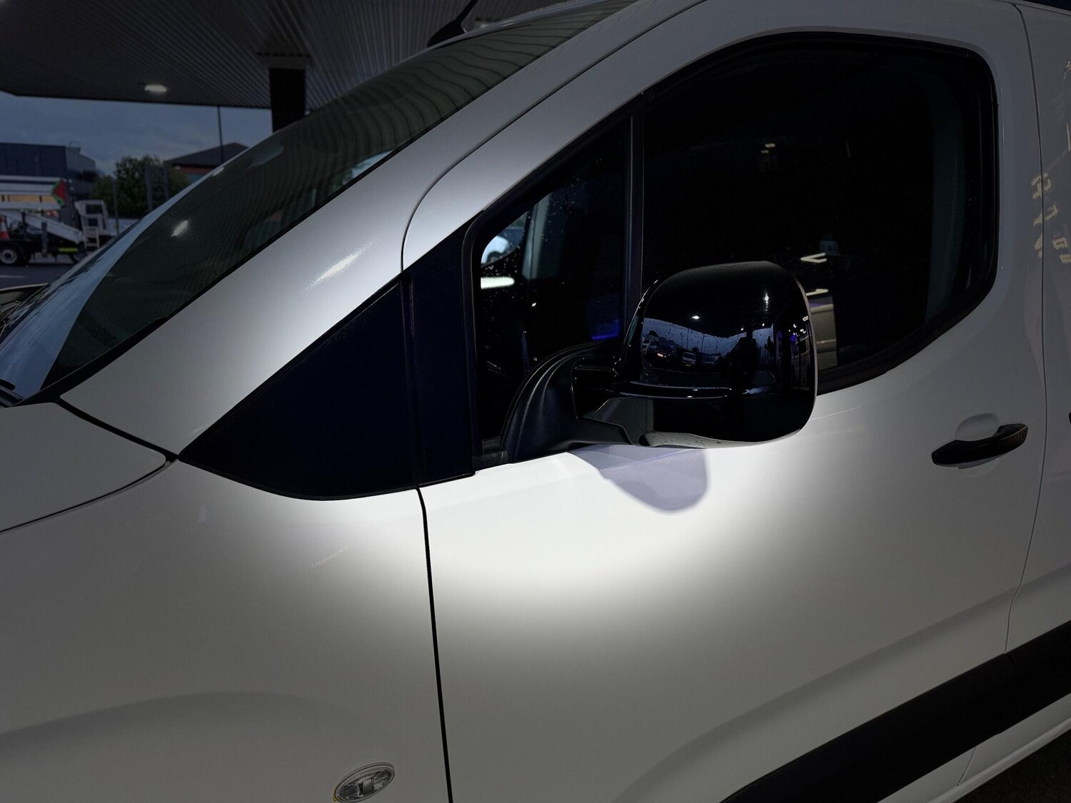 Used Peugeot Partner 2022 for sale - 76349609: Photo 17