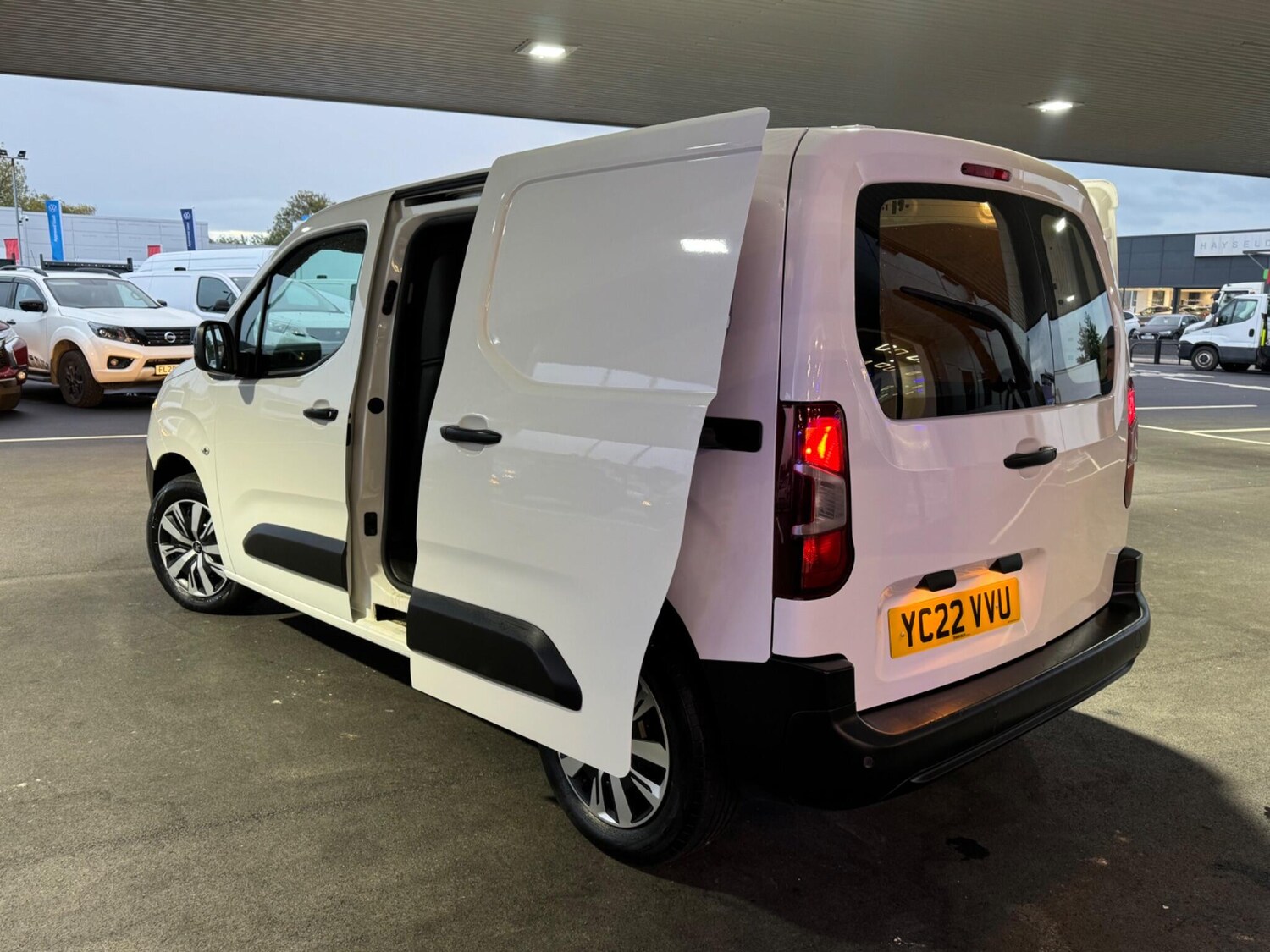 Used Peugeot Partner 2022 for sale - 76349609: Photo 18