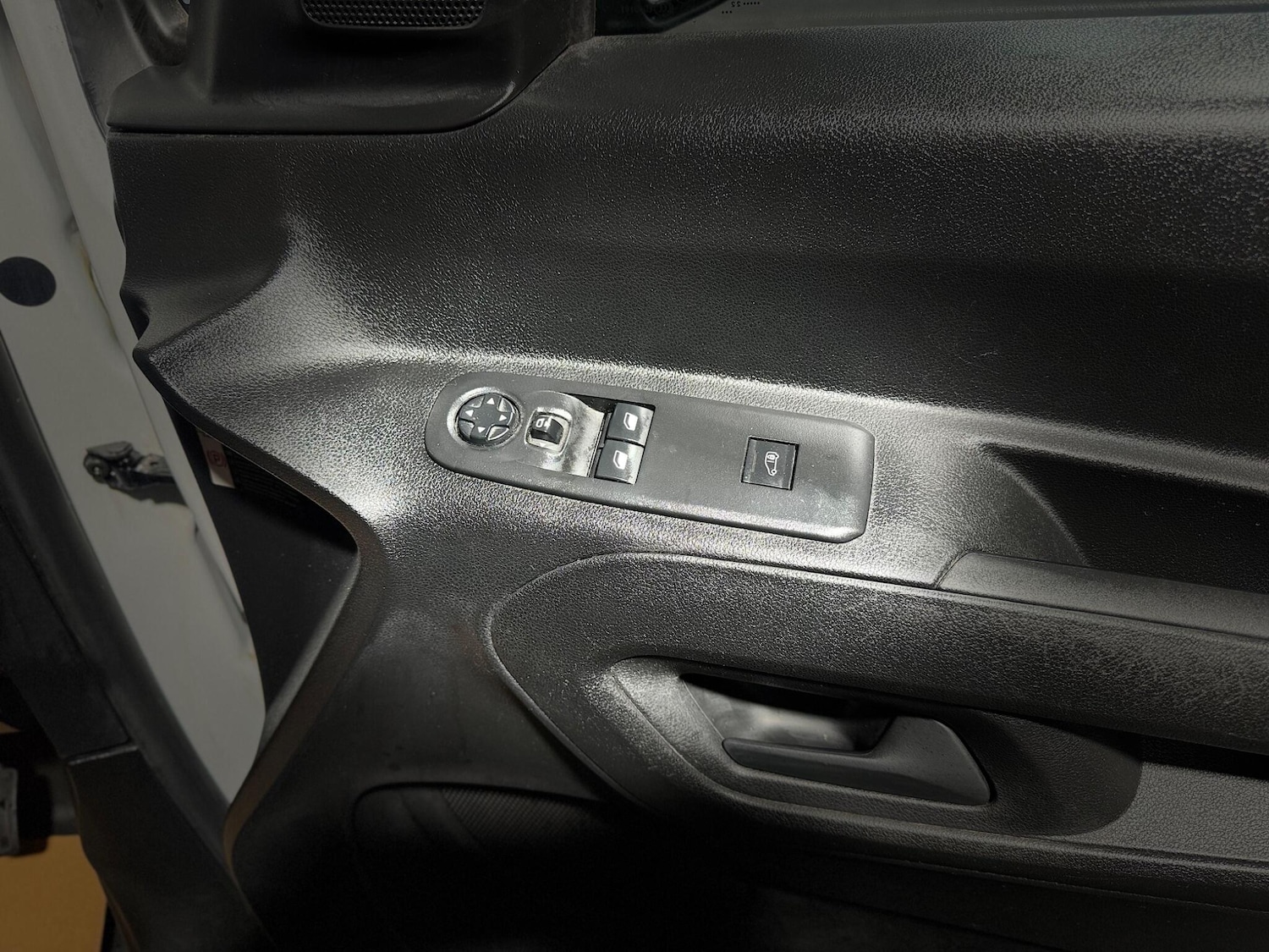 Used Peugeot Partner 2022 for sale - 76349609: Photo 29