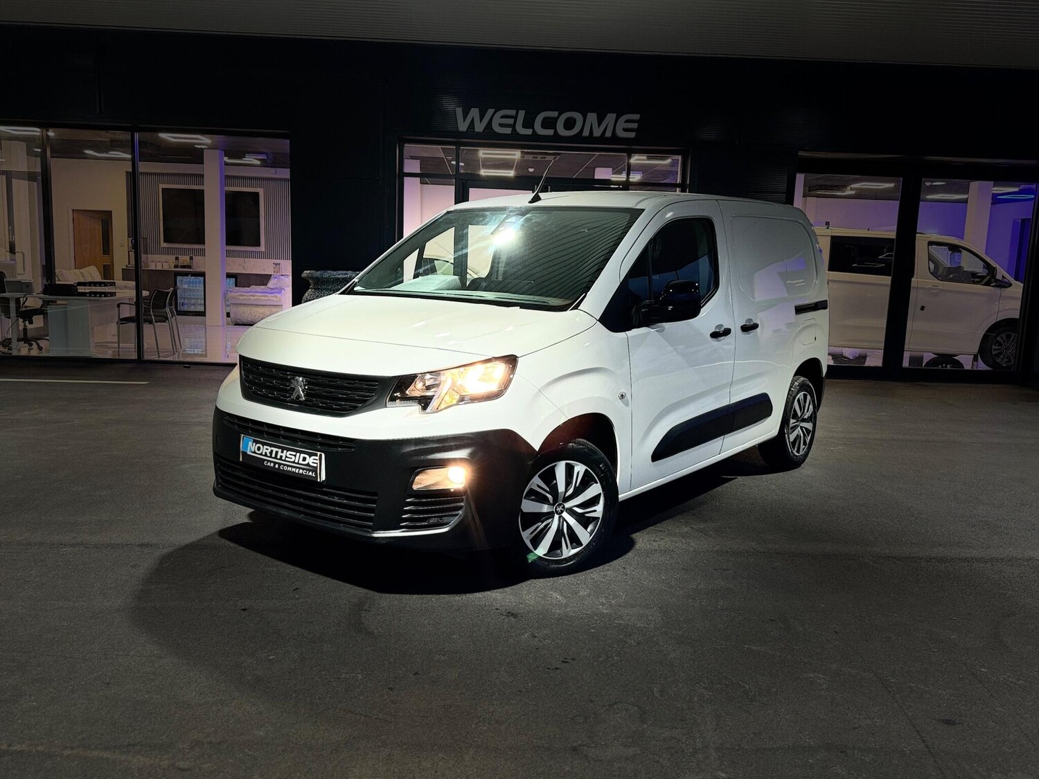 Used Peugeot Partner 2022 for sale - 76349609: Photo 3