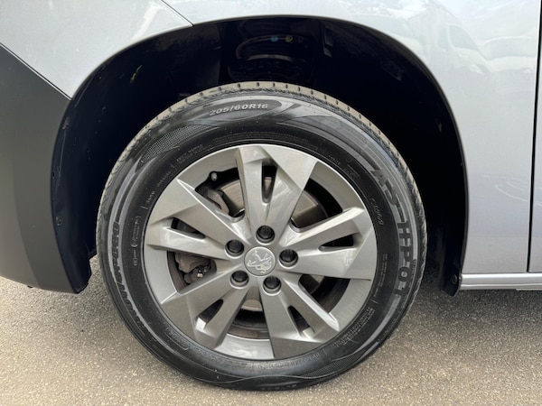 Used Peugeot Partner 2022 for sale - 75493976: Photo 37