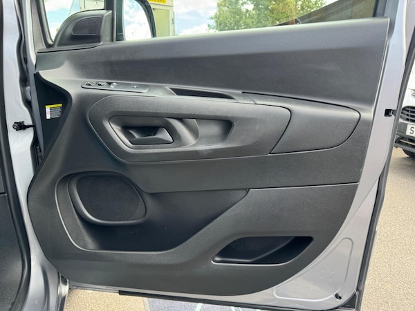 Used Peugeot Partner 2022 for sale - 75493976: Photo 43