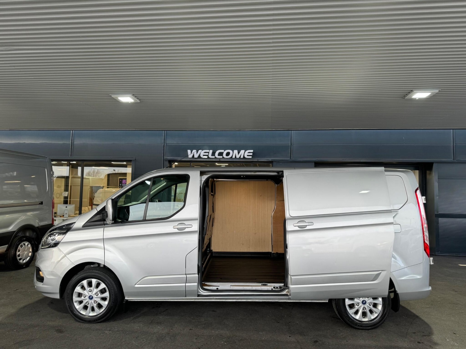 Used Ford Transit Custom 2023 for sale - 77585979: Photo 10