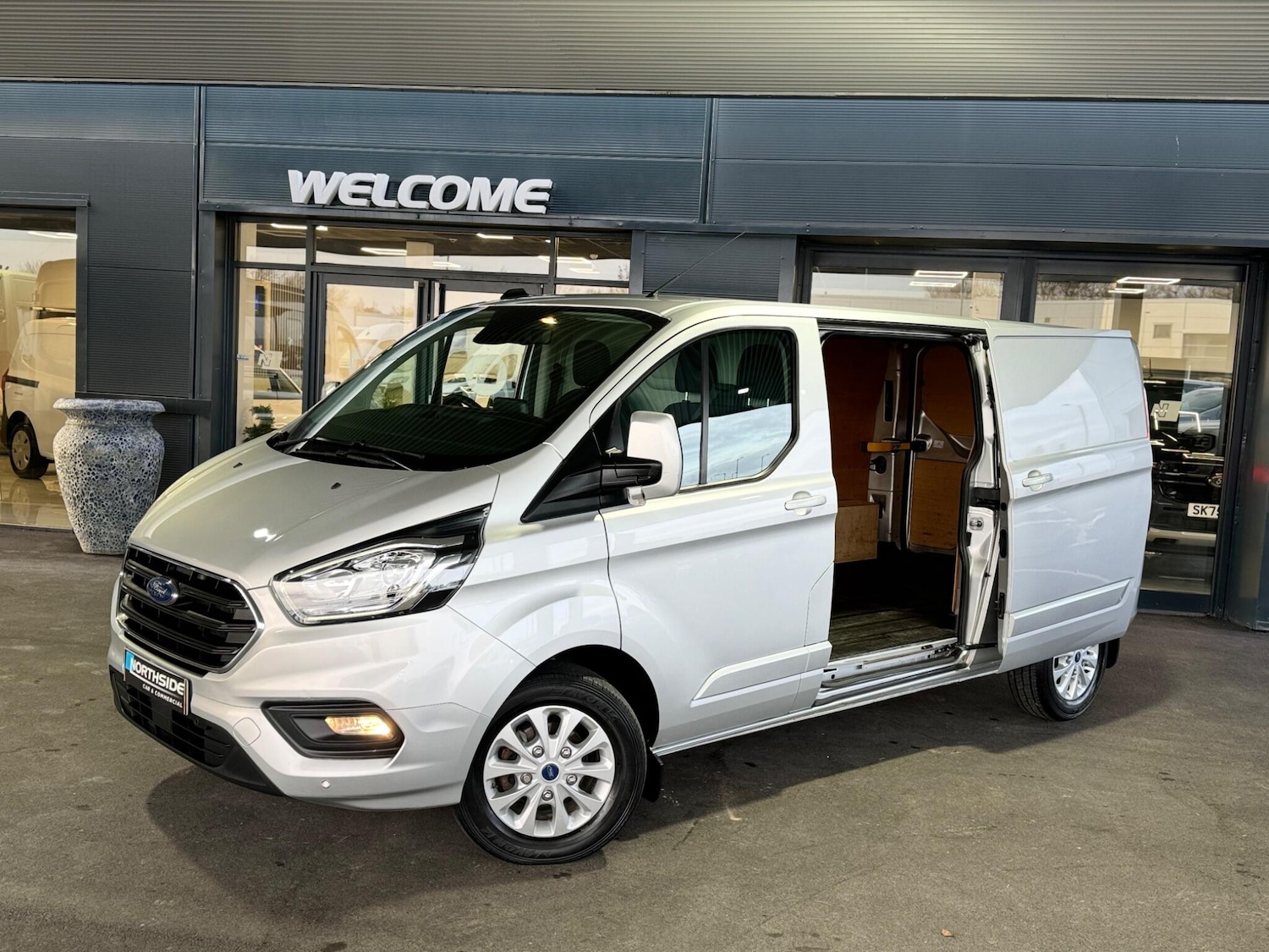 Used Ford Transit Custom 2023 for sale - 77585979: Photo 11