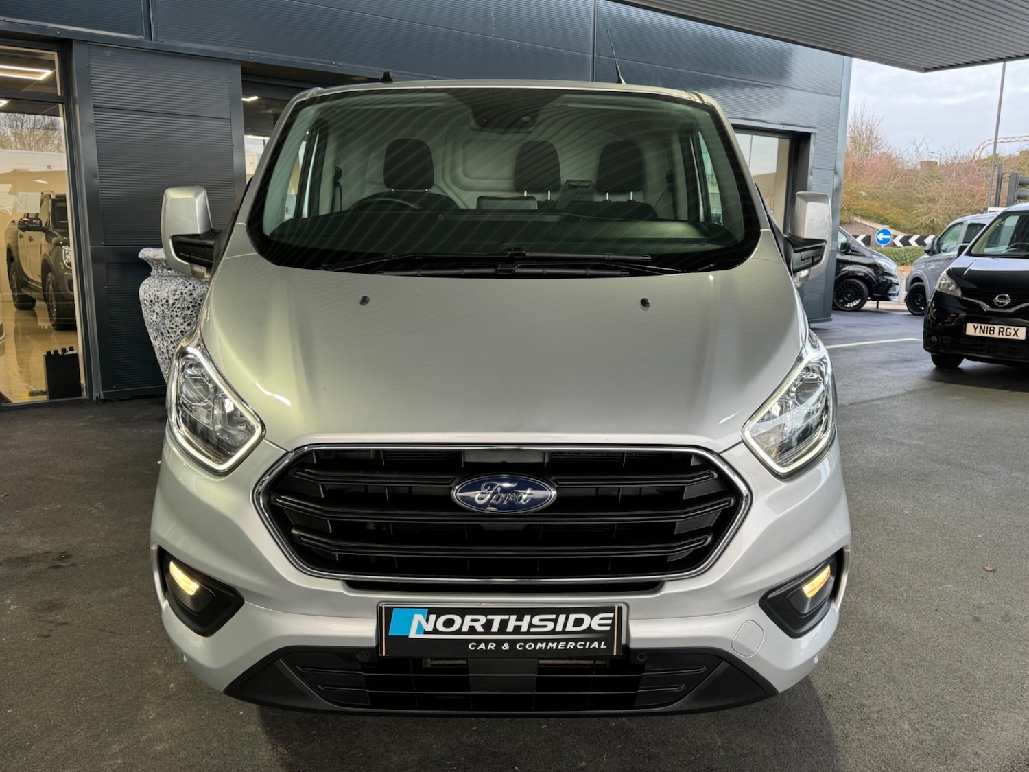 Used Ford Transit Custom 2023 for sale - 77585979: Photo 2