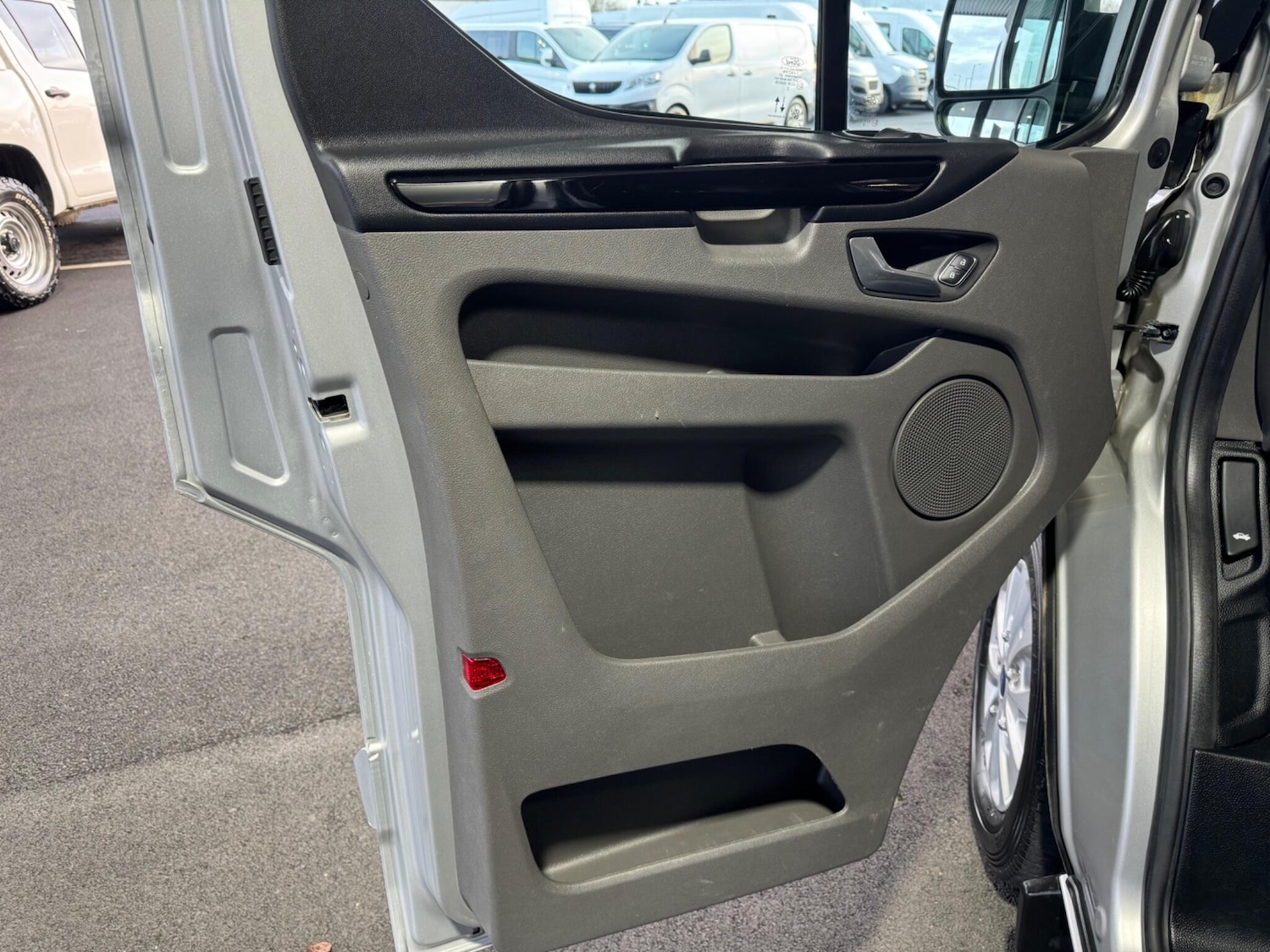 Used Ford Transit Custom 2023 for sale - 77585979: Photo 56