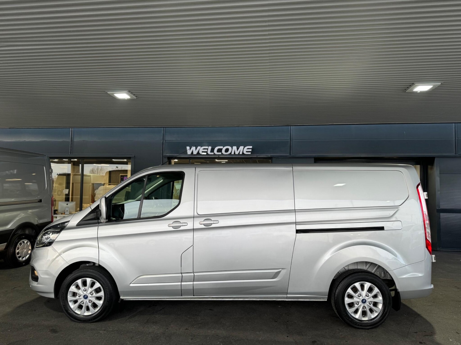 Used Ford Transit Custom 2023 for sale - 77585979: Photo 6