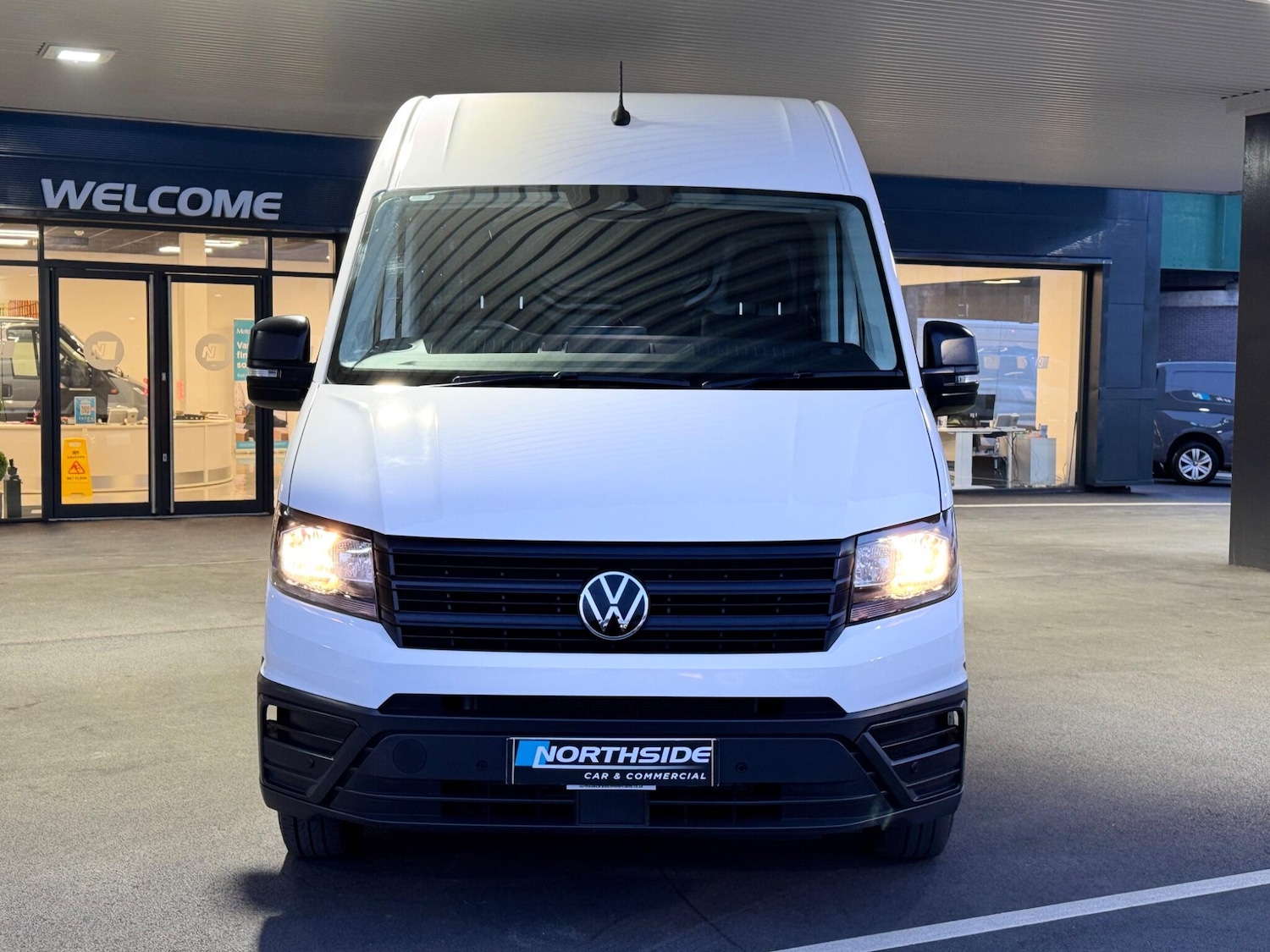 Used Volkswagen Crafter 2024 for sale - 77977925: Photo 2
