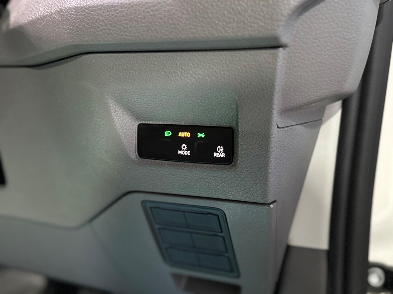 Used Volkswagen Crafter 2024 for sale - 77977925: Photo 64