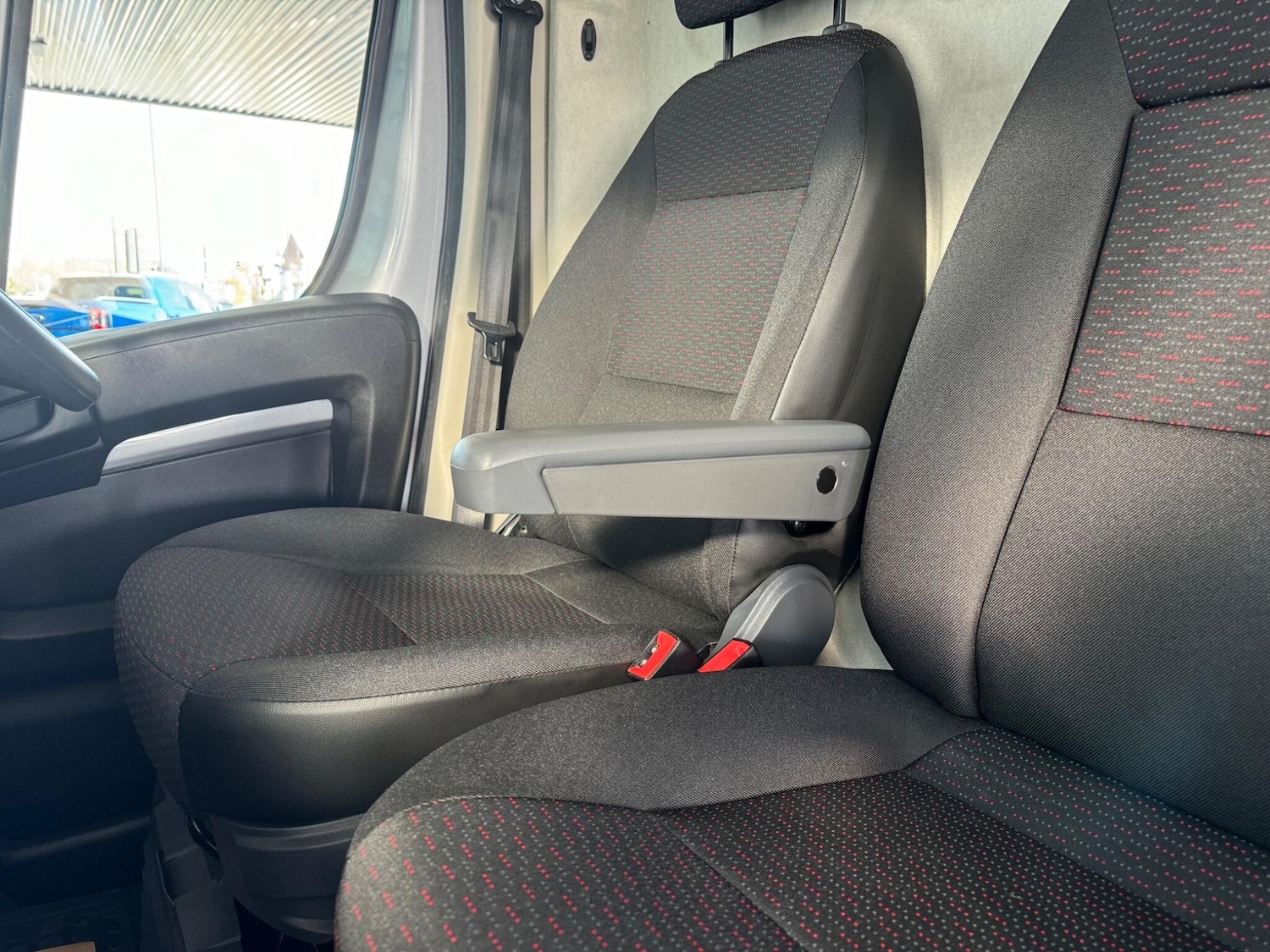 Used Citroen Relay 2023 for sale - 76250967: Photo 56