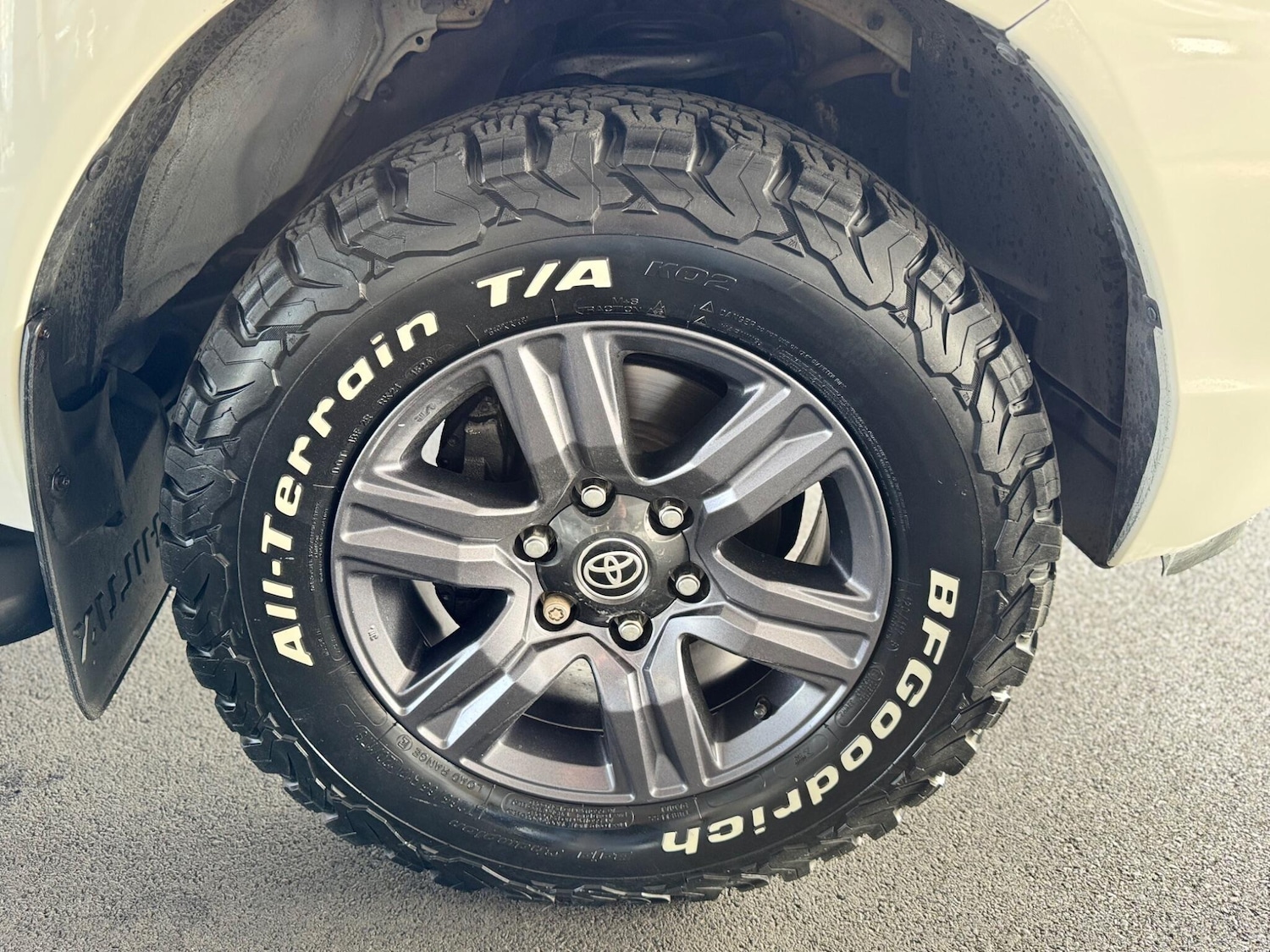 Used Toyota Hilux 2021 for sale - 77993324: Photo 33