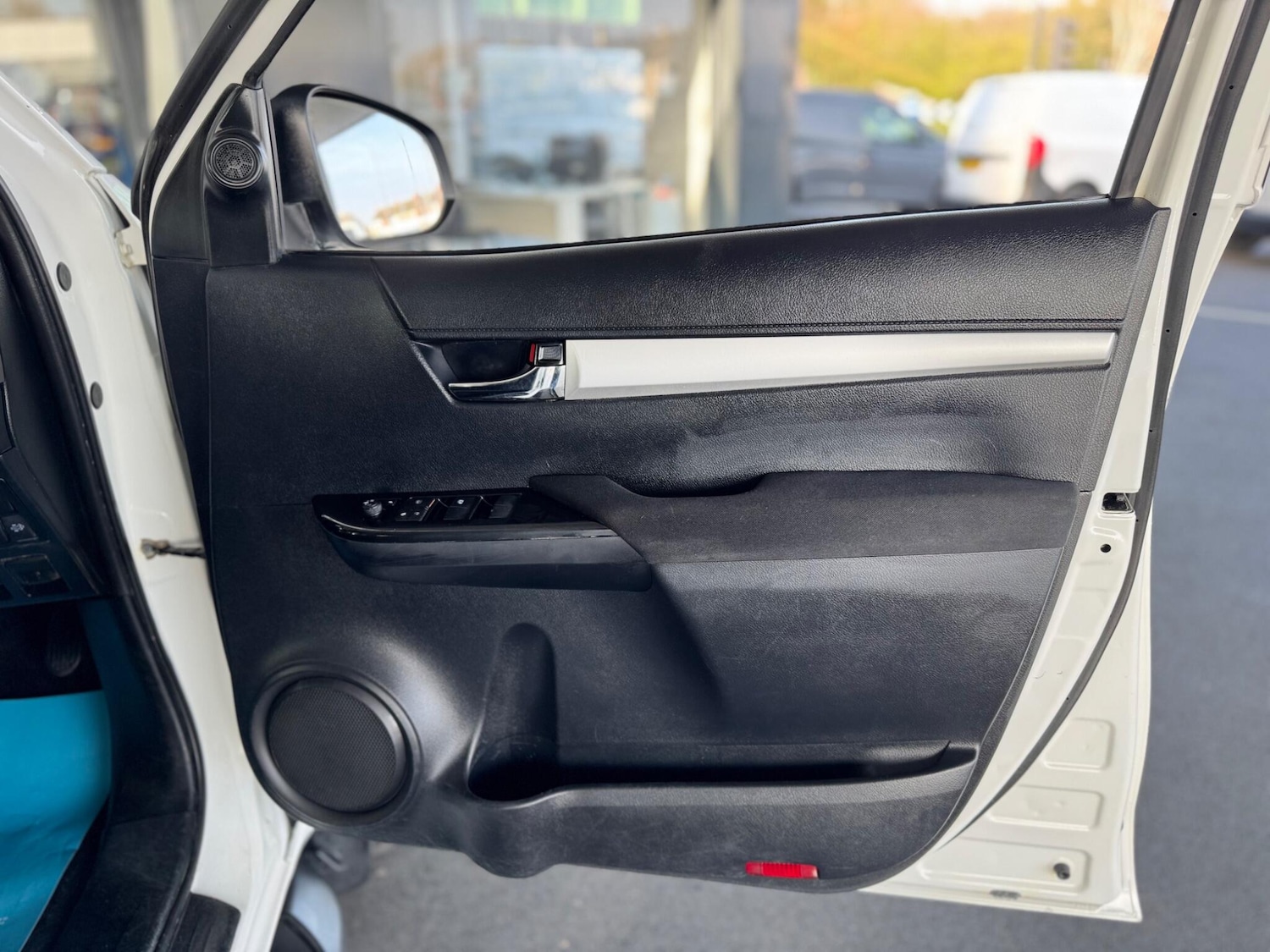 Used Toyota Hilux 2021 for sale - 77993324: Photo 38