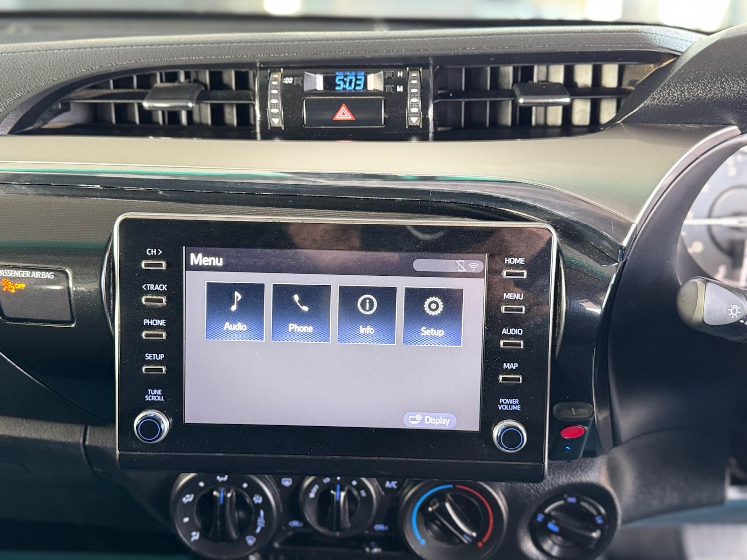 Used Toyota Hilux 2021 for sale - 77993324: Photo 50