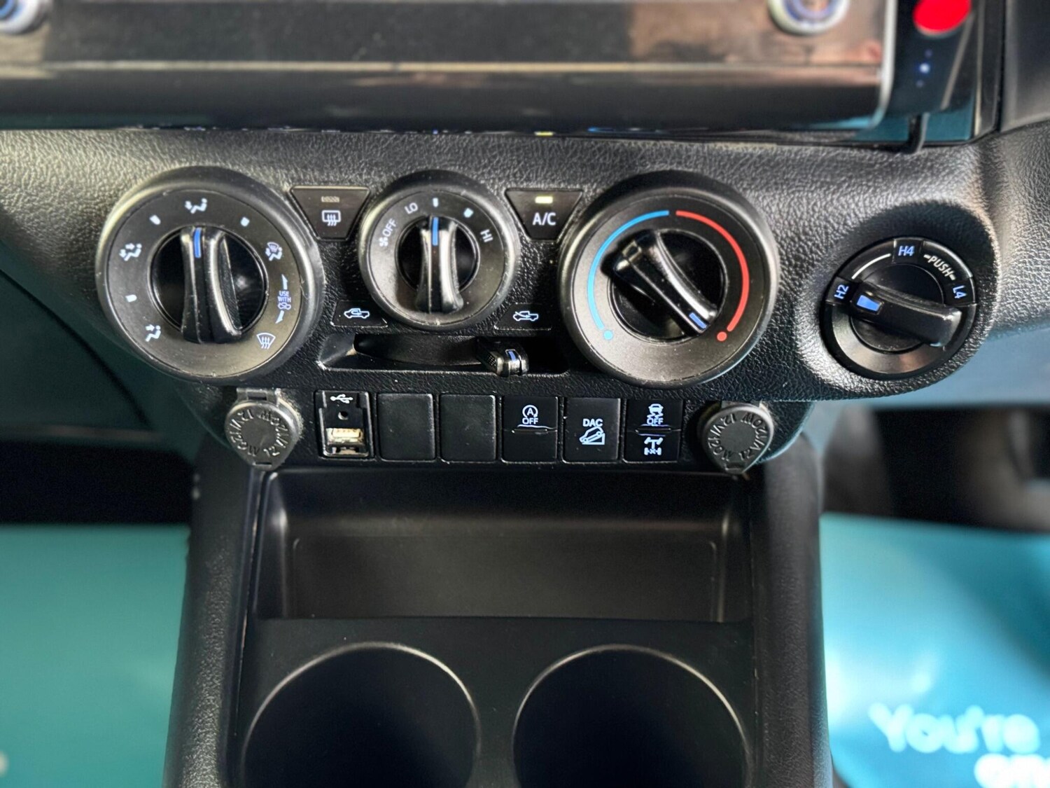 Used Toyota Hilux 2021 for sale - 77993324: Photo 52