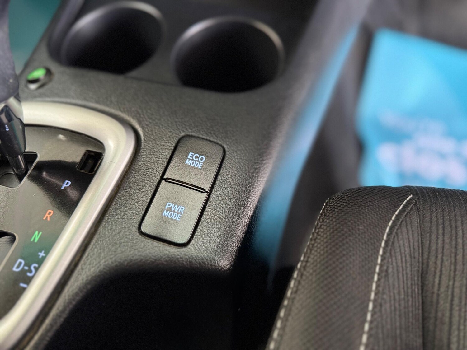 Used Toyota Hilux 2021 for sale - 77993324: Photo 57