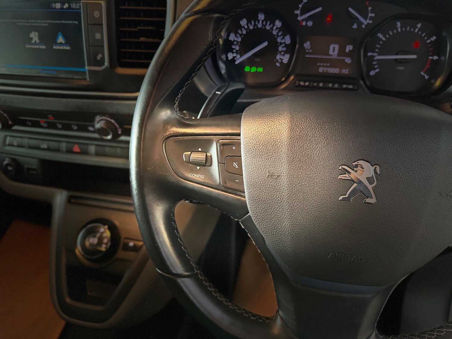 Used Peugeot Expert 2022 for sale - 76326497: Photo 42