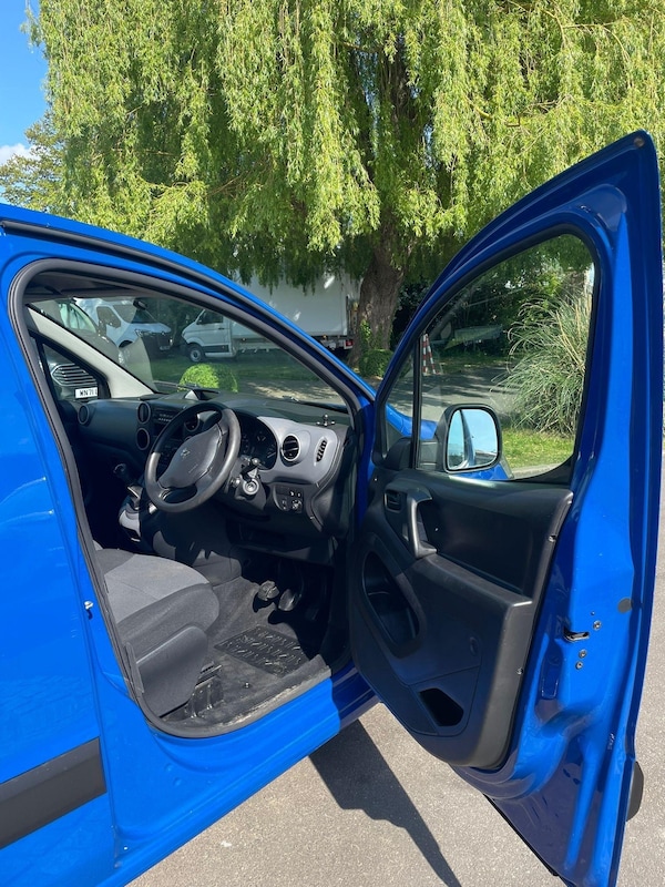 Used Peugeot Partner 2018 for sale - 74584918: Photo 13