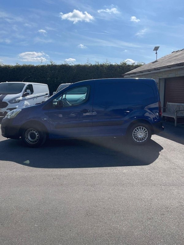 Used Peugeot Partner 2018 for sale - 74584918: Photo 4