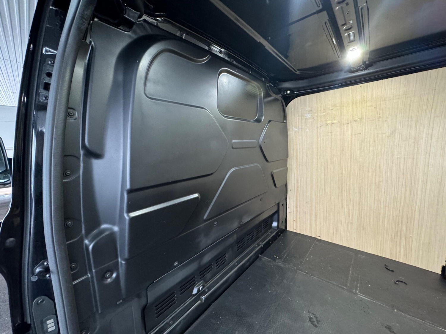 Used Ford Transit Custom 2022 for sale - 76550880: Photo 14