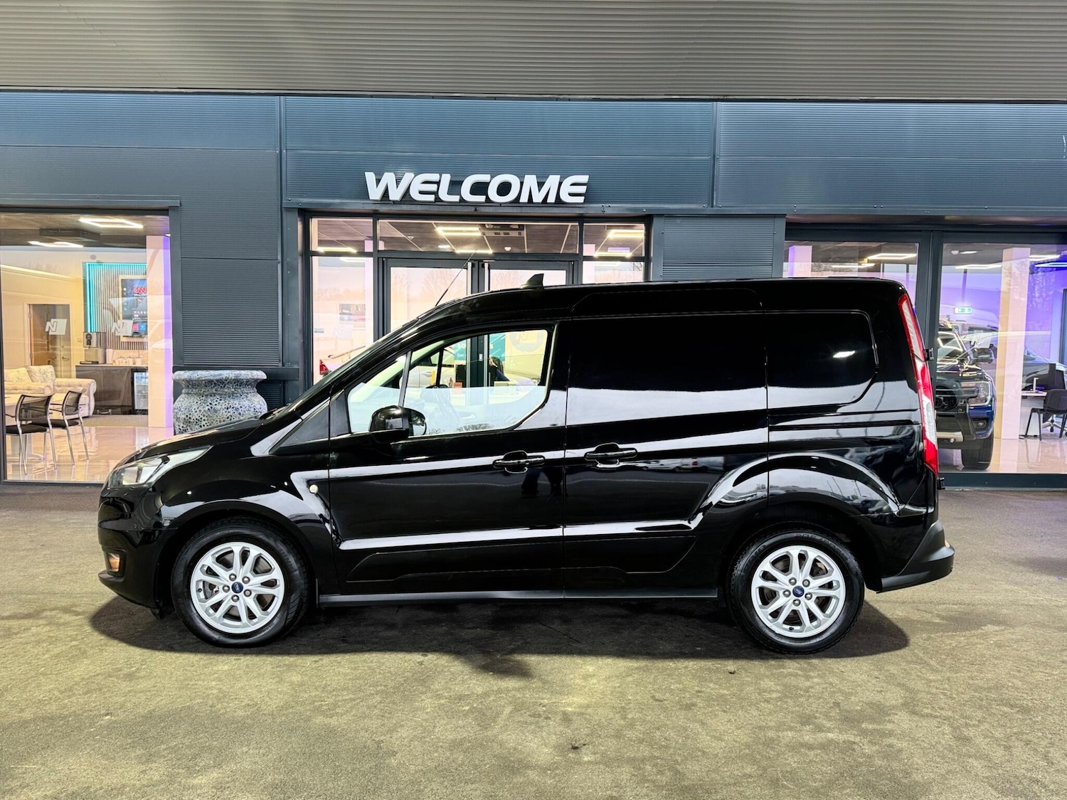 Used Ford Transit Connect 2021 for sale - 77376198: Photo 6