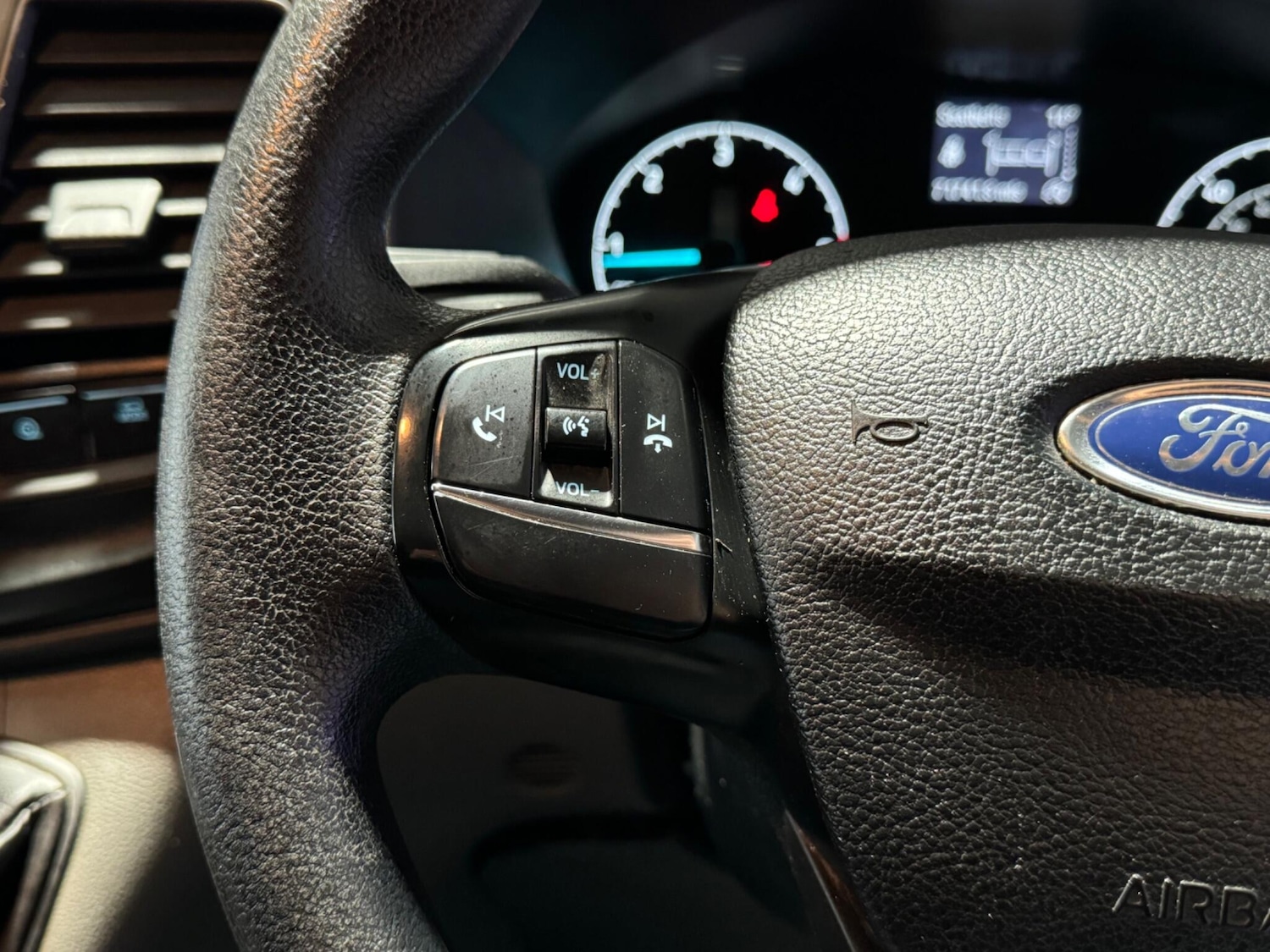 Used Ford Transit 2022 for sale - 76887362: Photo 37