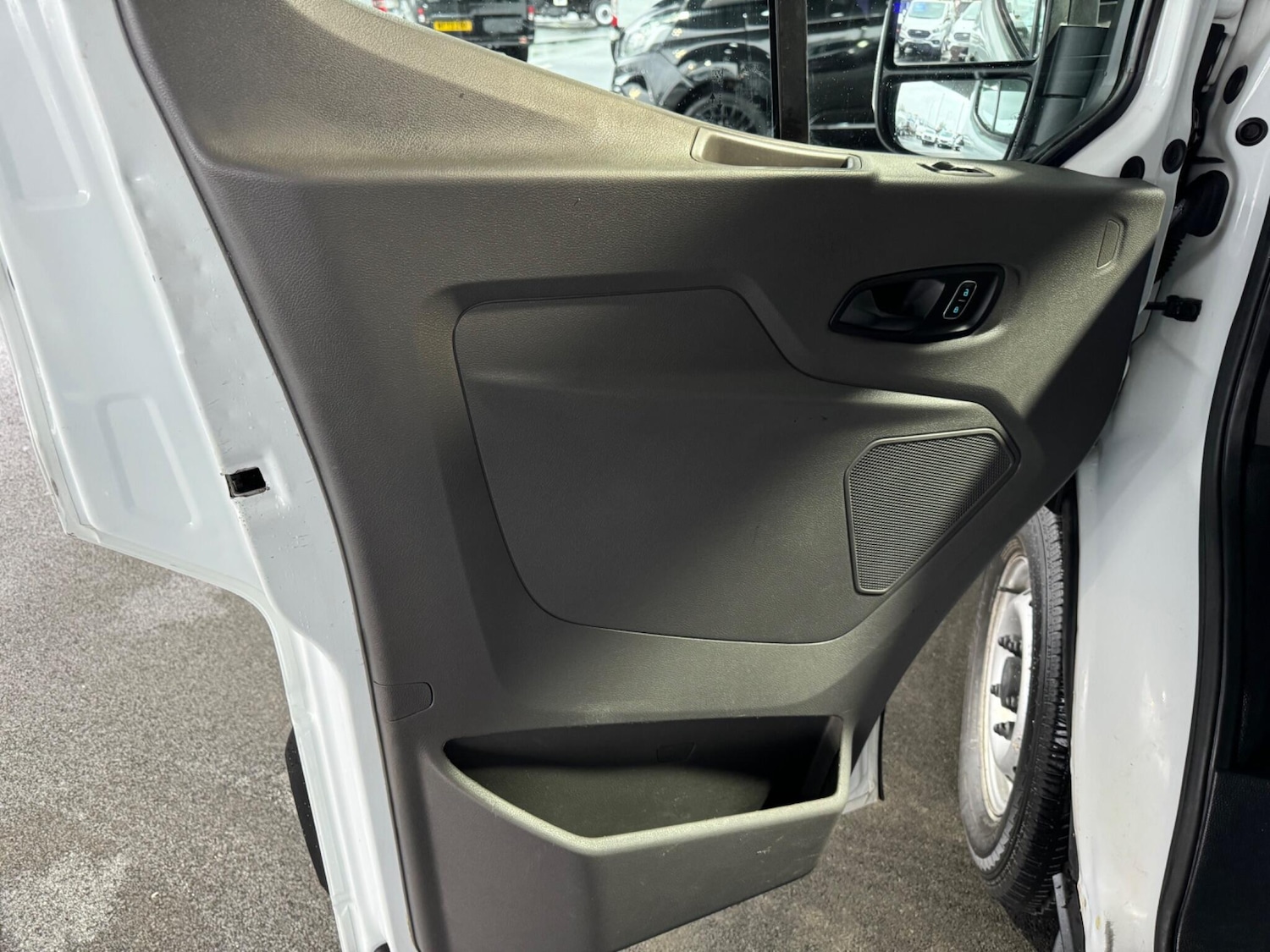 Used Ford Transit 2022 for sale - 76887362: Photo 51