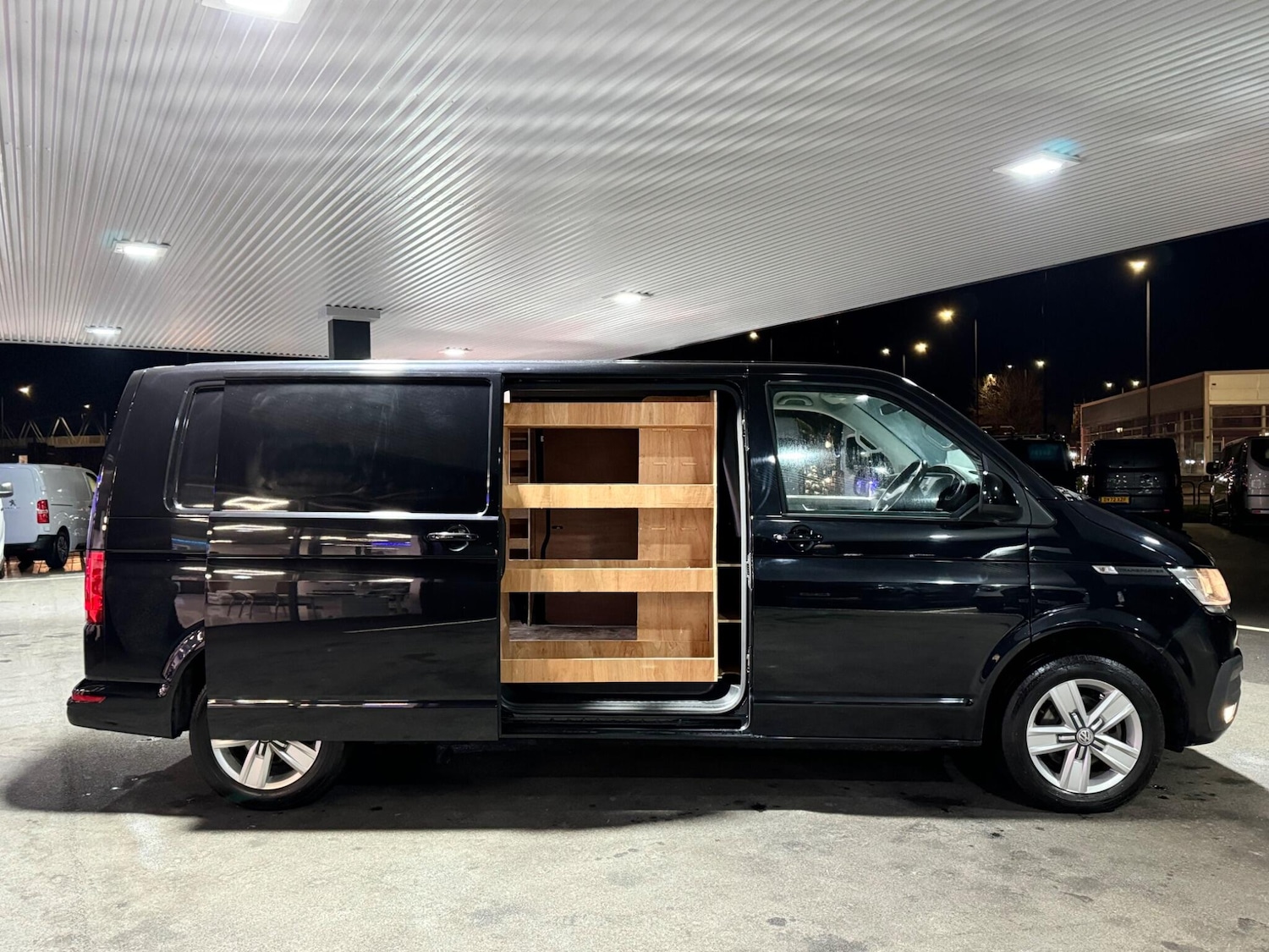 Used Volkswagen Transporter for sale - 77191839: Photo 11