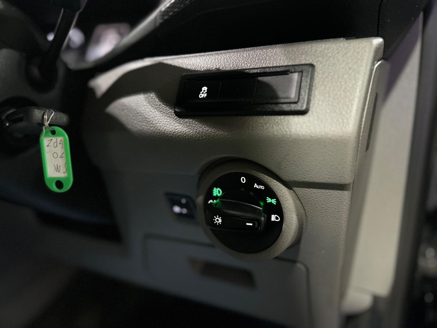 Used Volkswagen Transporter for sale - 77191839: Photo 22