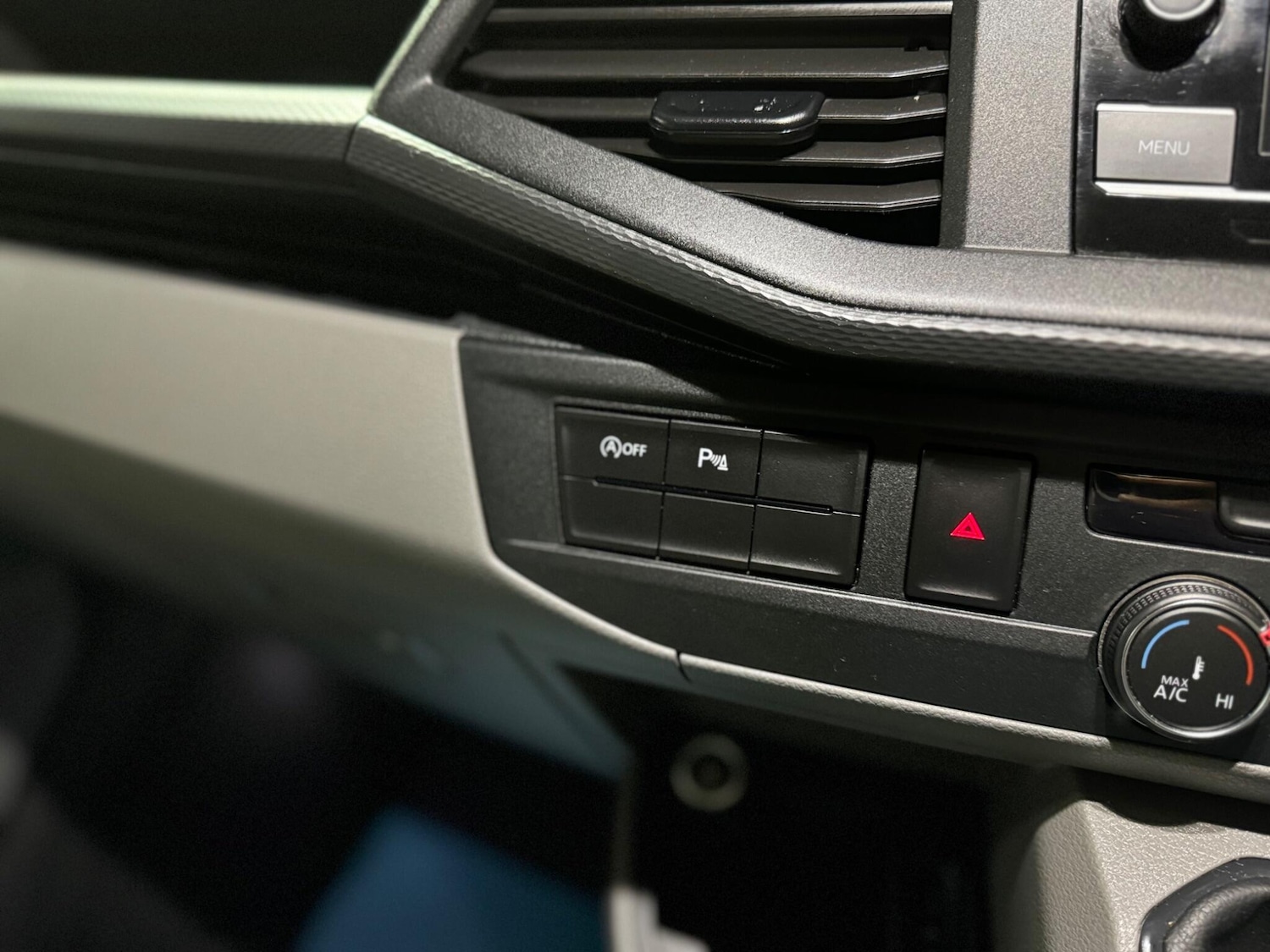 Used Volkswagen Transporter for sale - 77191839: Photo 32