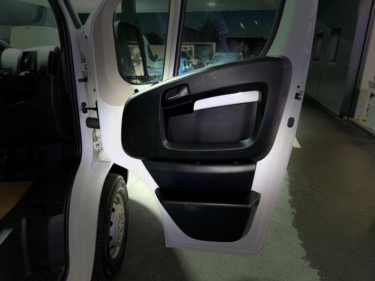 Used Citroen Relay 2022 for sale - 76743630: Photo 38