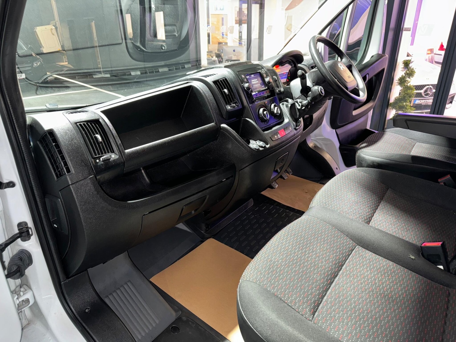 Used Citroen Relay 2022 for sale - 76743630: Photo 63