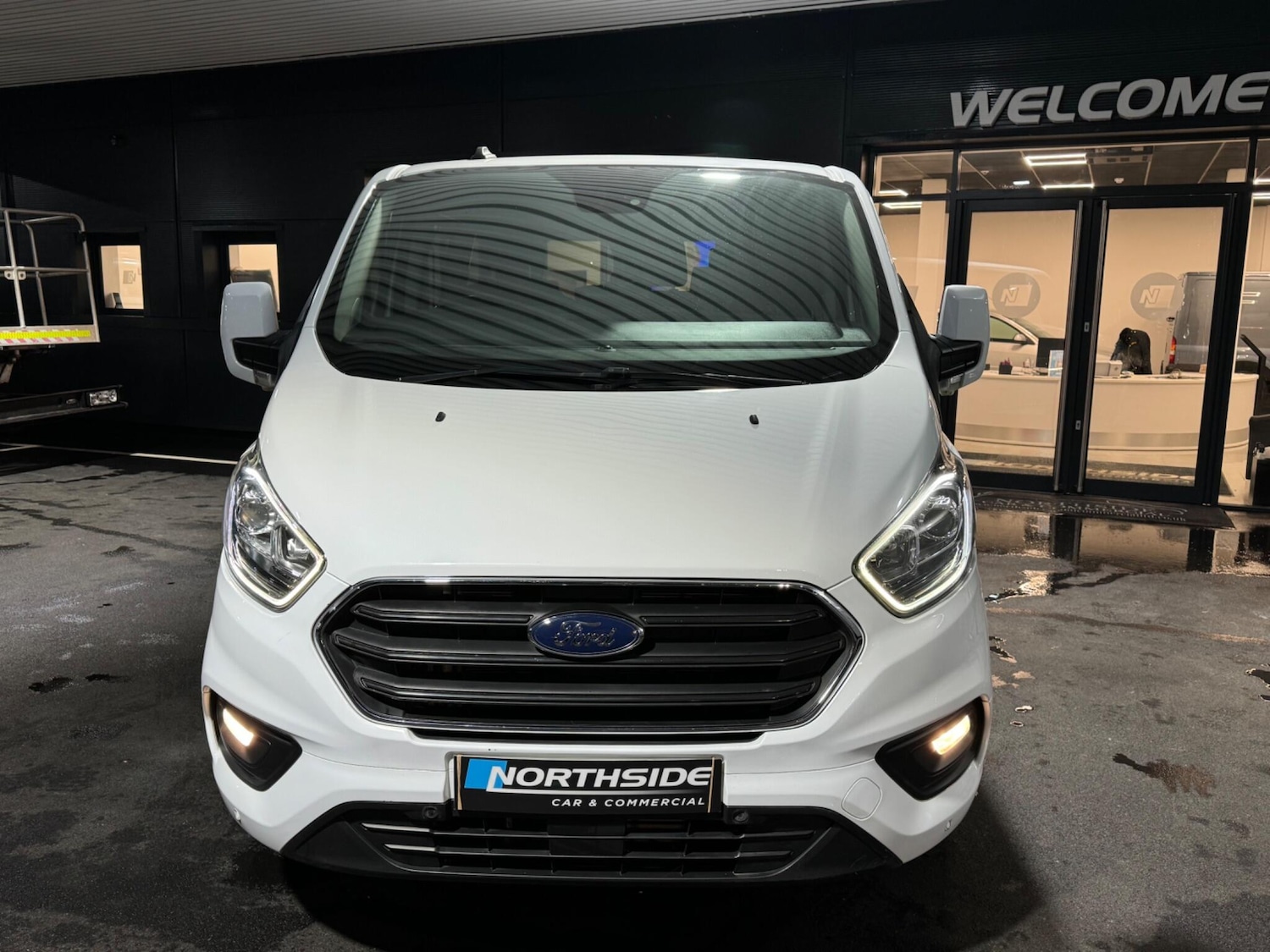 Used Ford Transit Custom 2022 for sale - 76990453: Photo 2