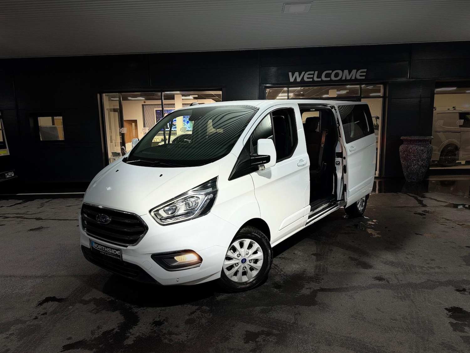 Used Ford Transit Custom 2022 for sale - 76990453: Photo 22