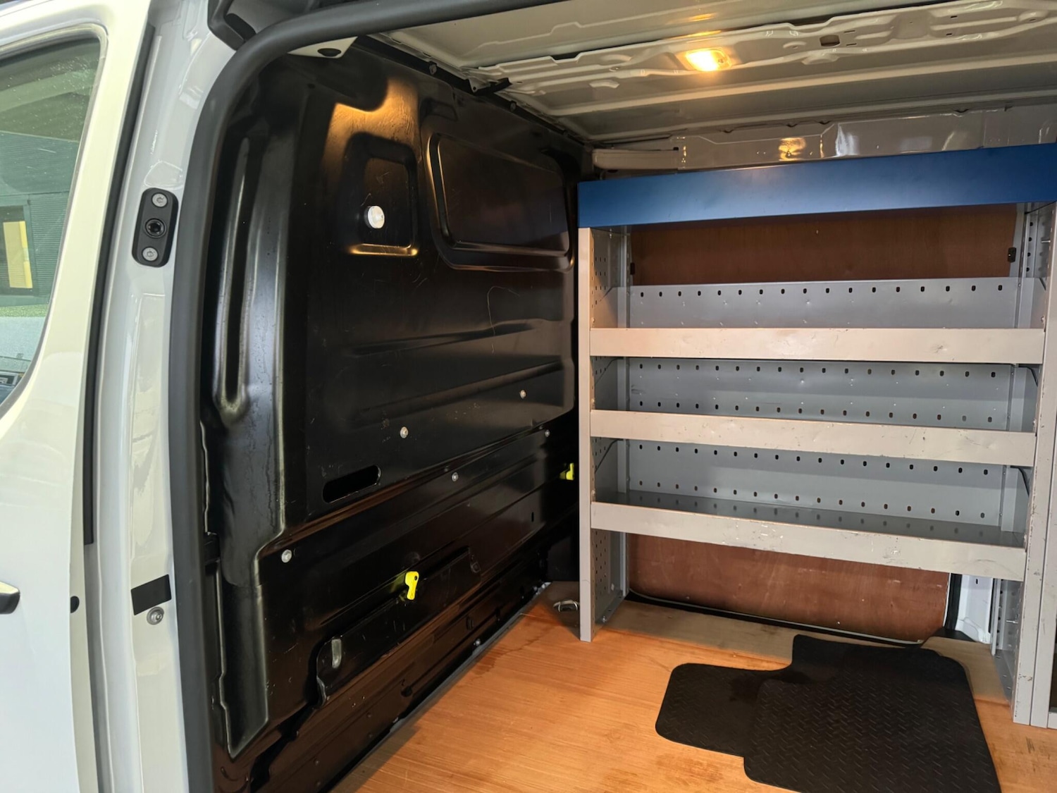 Used Peugeot Expert 2022 for sale - 77143162: Photo 17