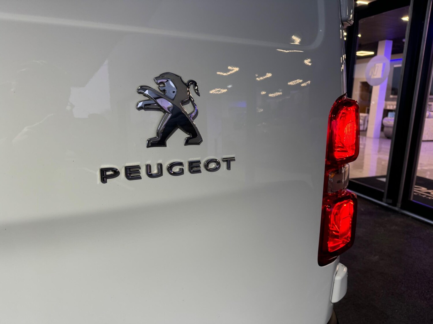 Used Peugeot Expert 2022 for sale - 77143162: Photo 28