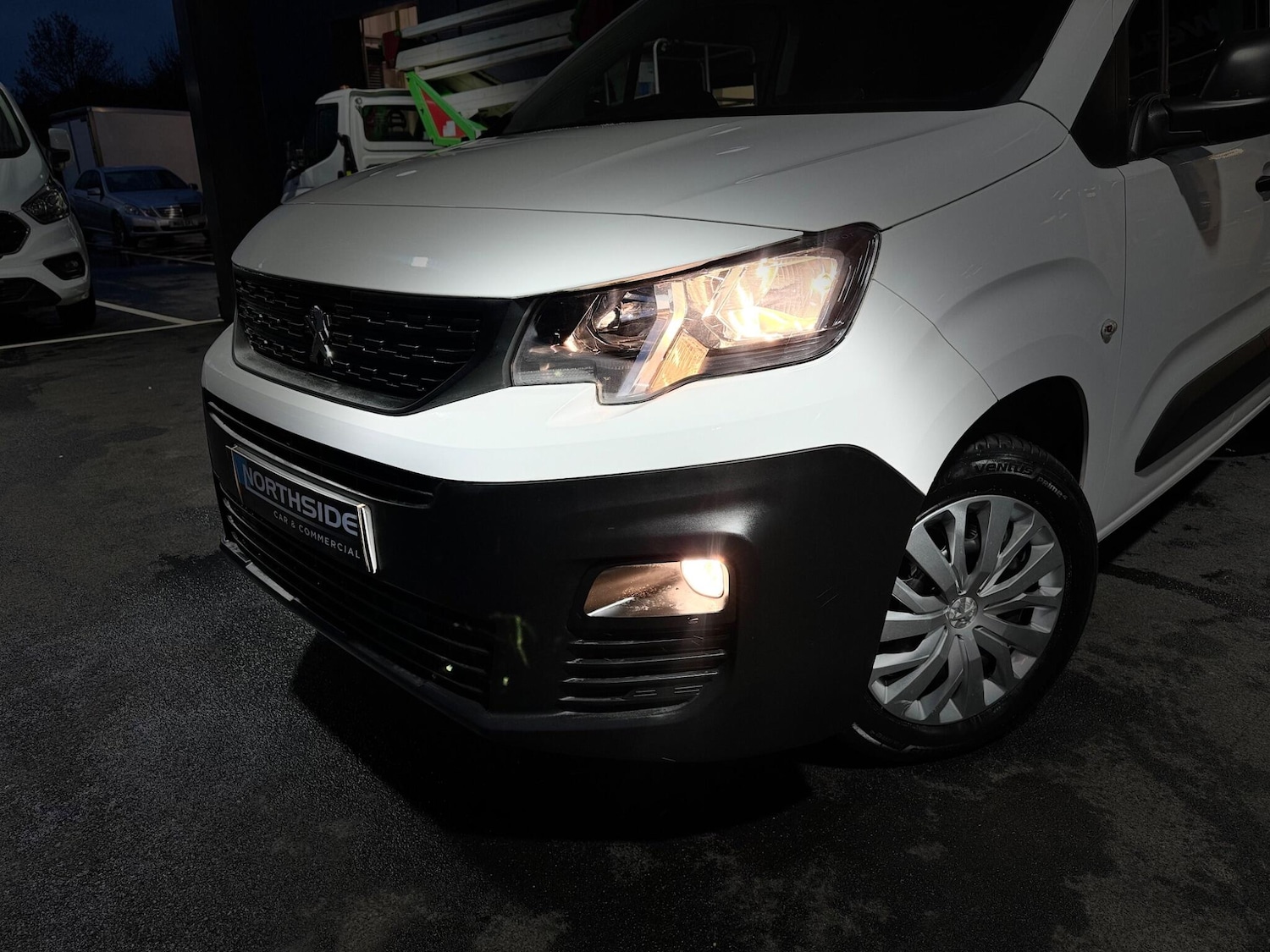 Used Peugeot Partner 2020 for sale - 76585232: Photo 17