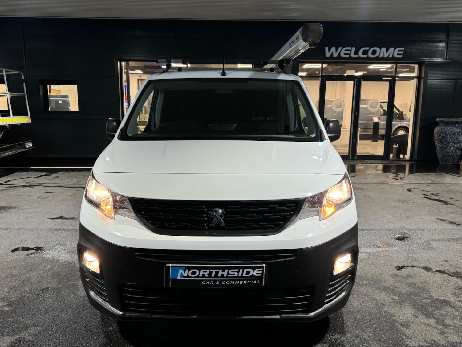 Used Peugeot Partner 2020 for sale - 76585232: Photo 2