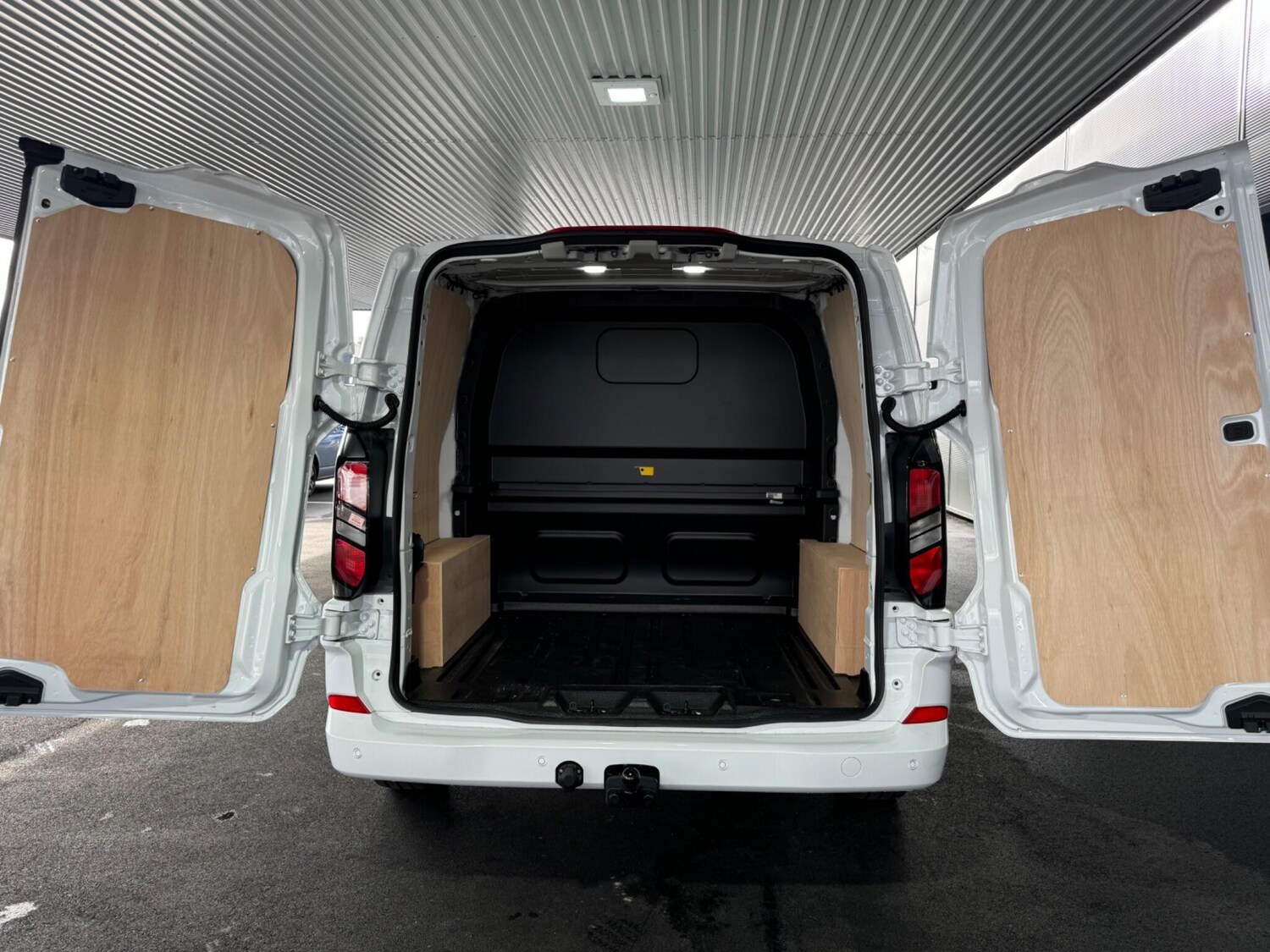 Used Ford Transit Custom 2025 for sale - 76349914: Photo 4