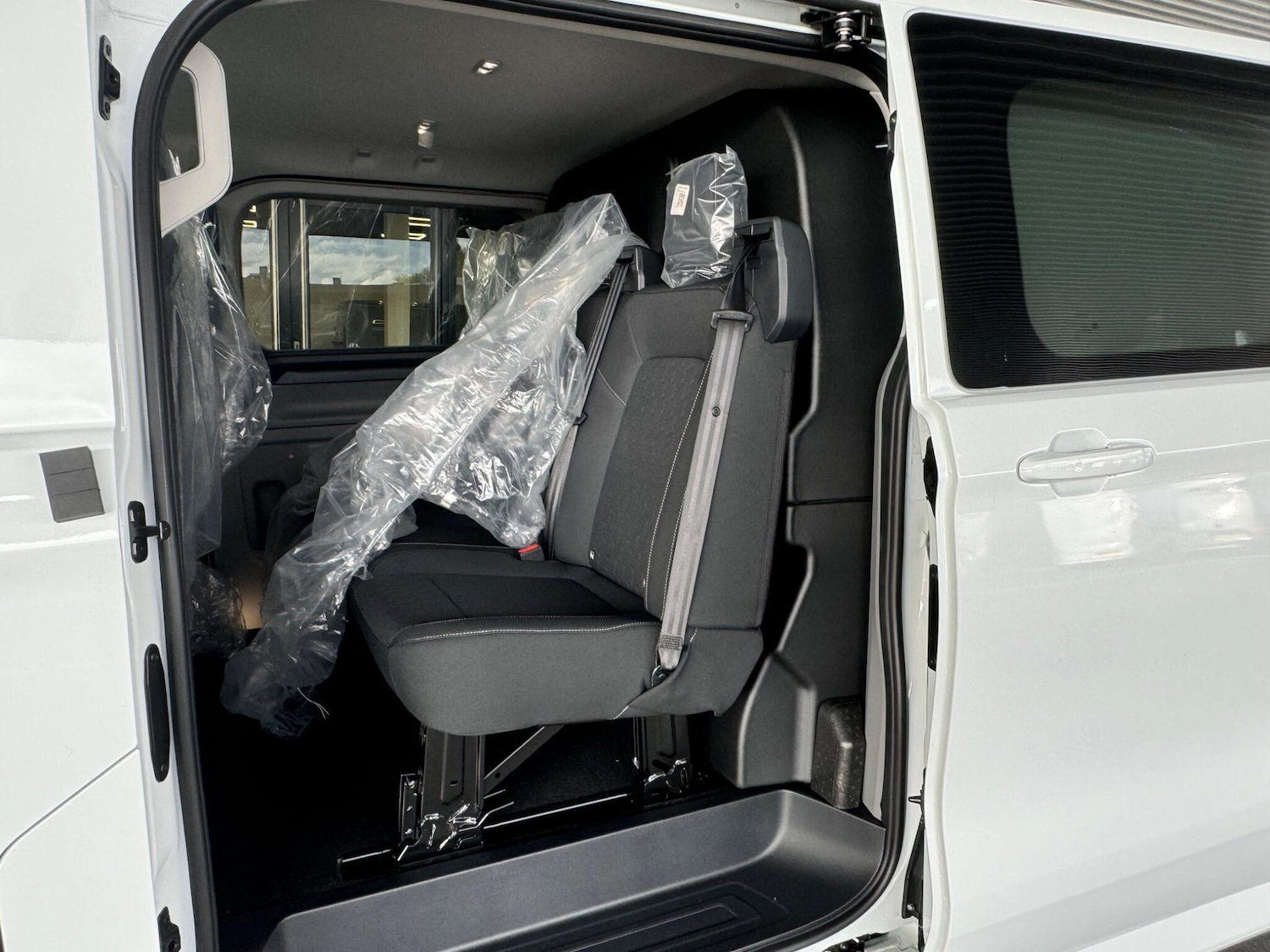 Used Ford Transit Custom 2025 for sale - 76349914: Photo 48
