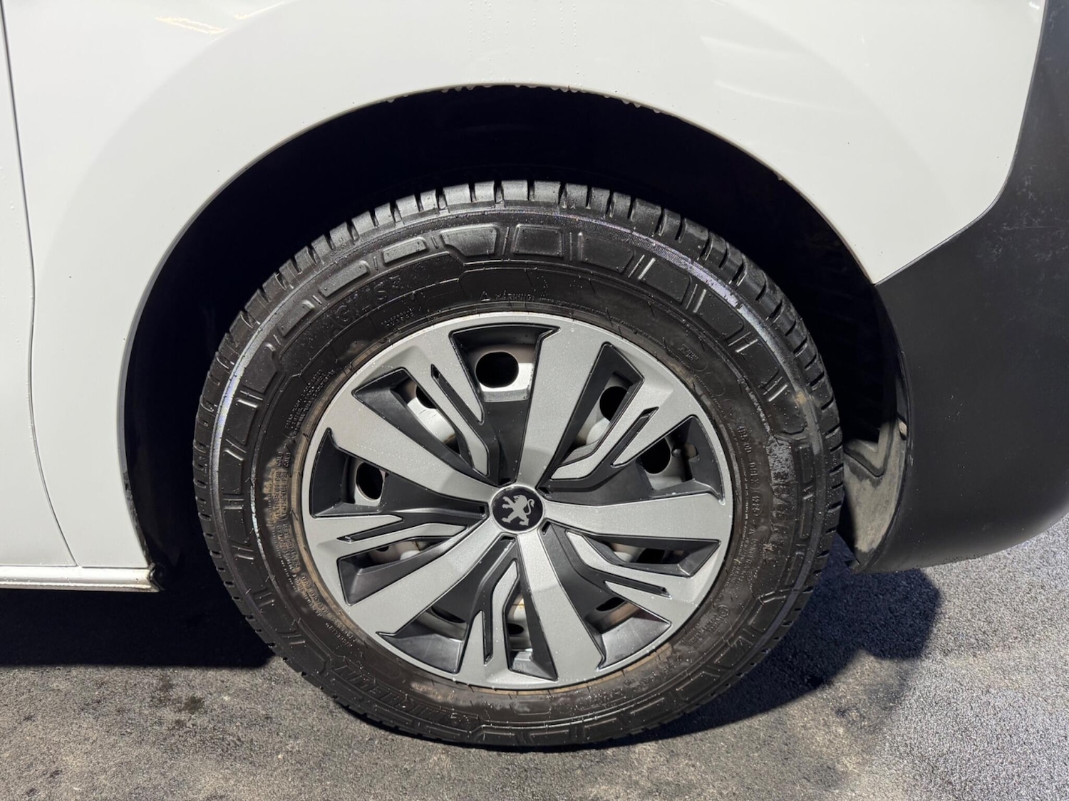 Used Peugeot Expert 2022 for sale - 77612280: Photo 24