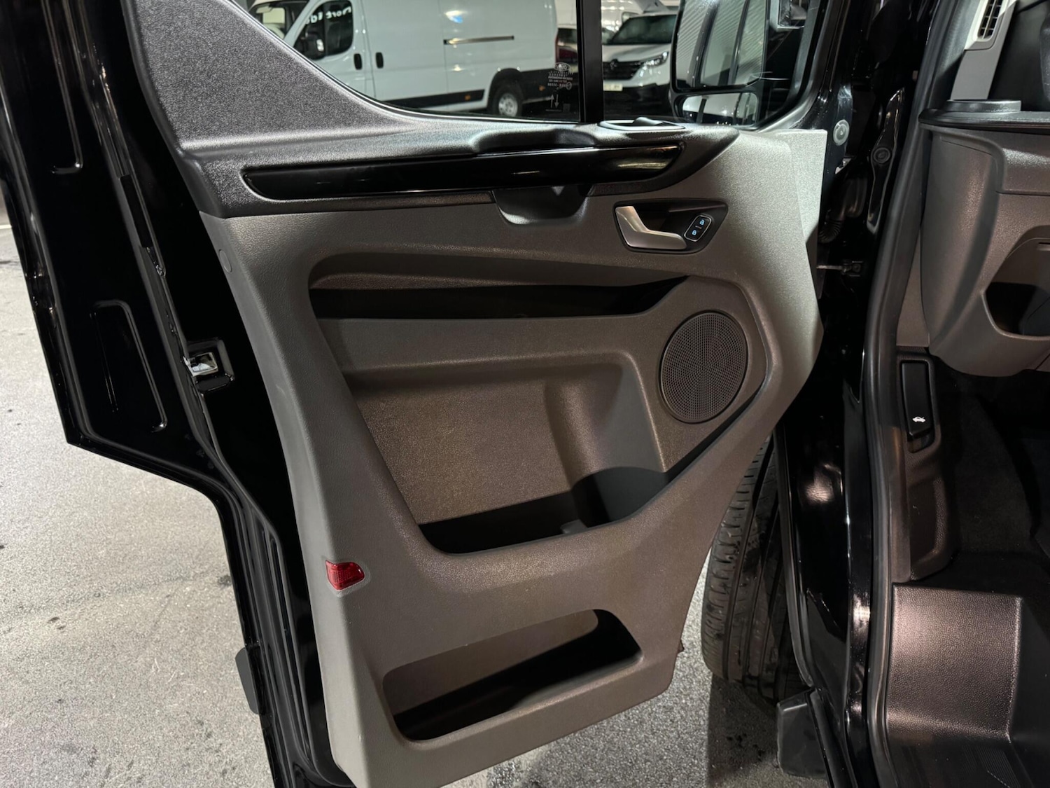 Used Ford Transit Custom 2021 for sale - 76658541: Photo 60