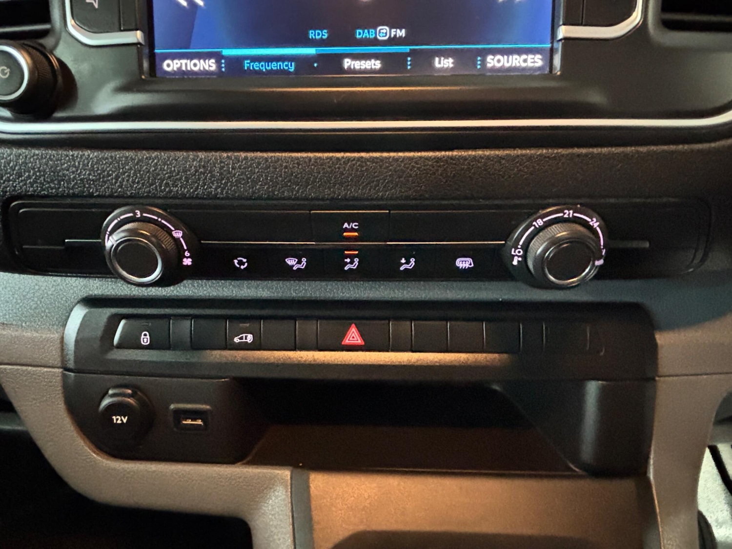 Used Peugeot Expert 2022 for sale - 77050179: Photo 21