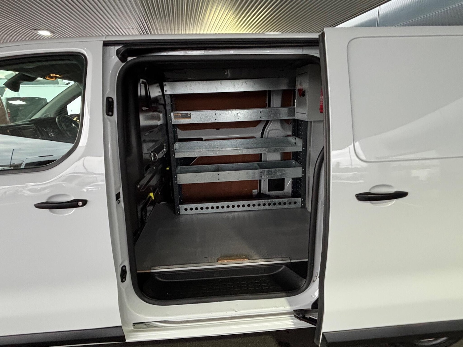 Used Peugeot Expert 2022 for sale - 77050179: Photo 31