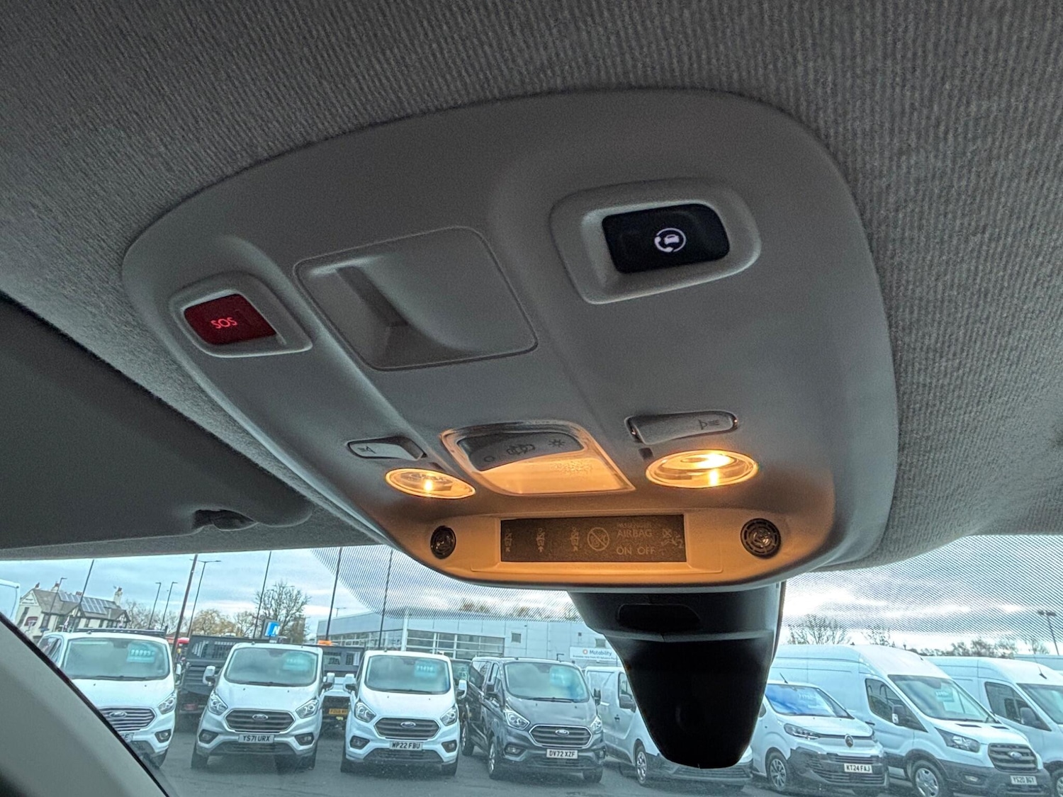 Used Peugeot Expert 2022 for sale - 77050179: Photo 32