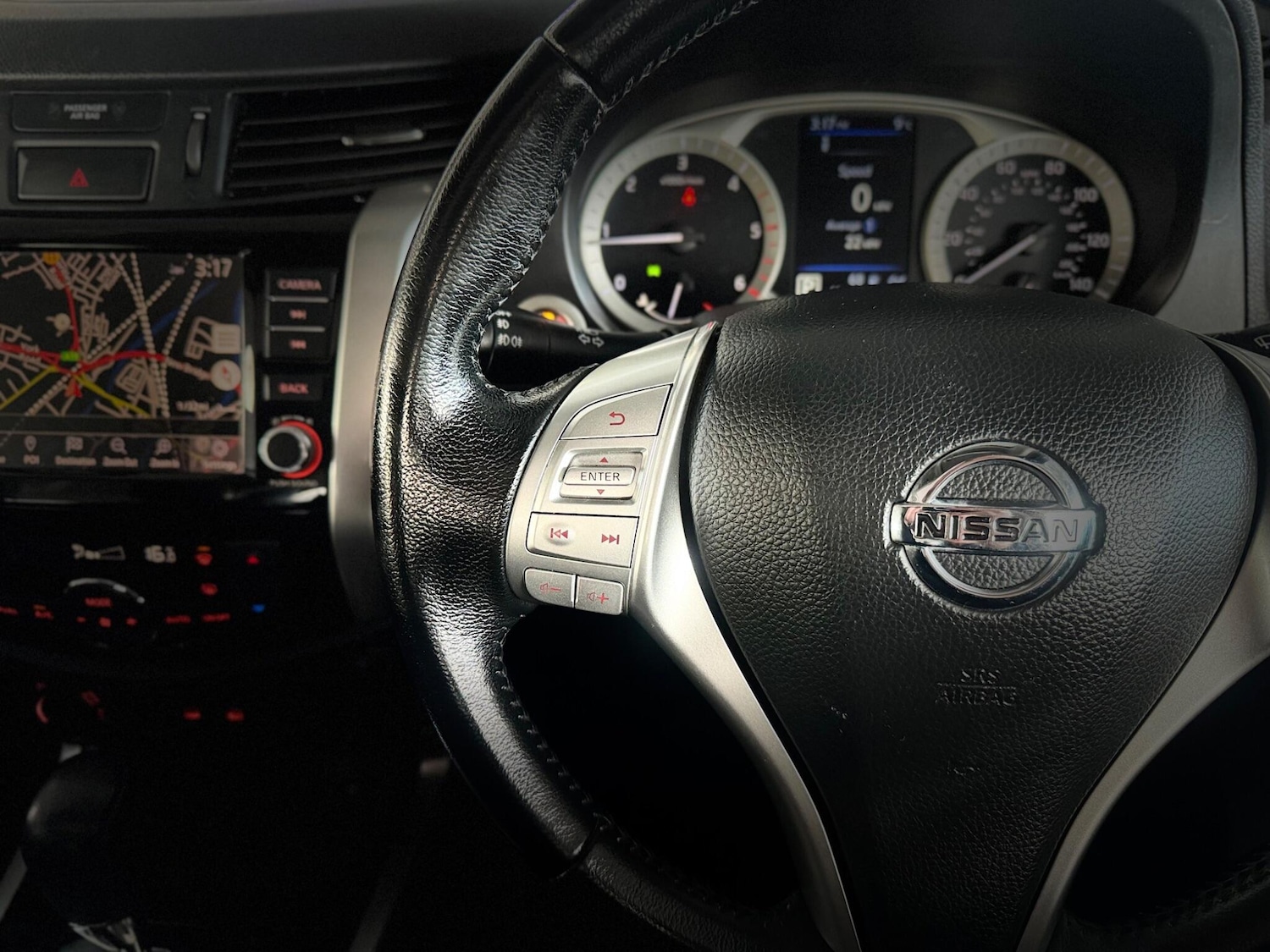 Used Nissan Navara 2020 for sale - 76388187: Photo 42