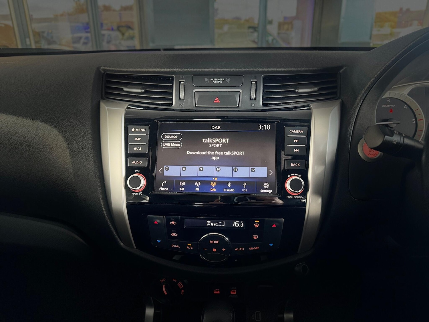 Used Nissan Navara 2020 for sale - 76388187: Photo 47