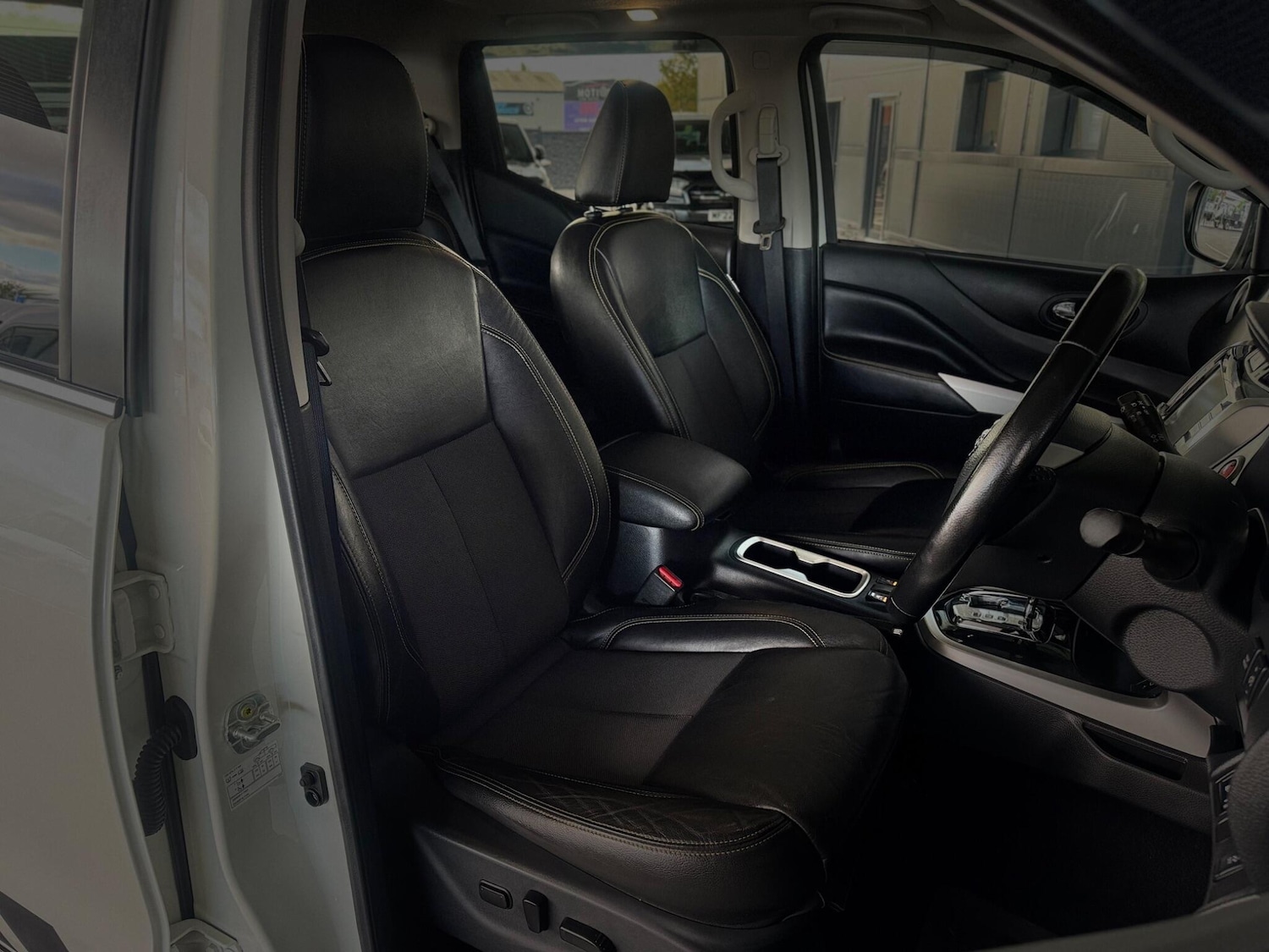 Used Nissan Navara 2020 for sale - 76388187: Photo 61