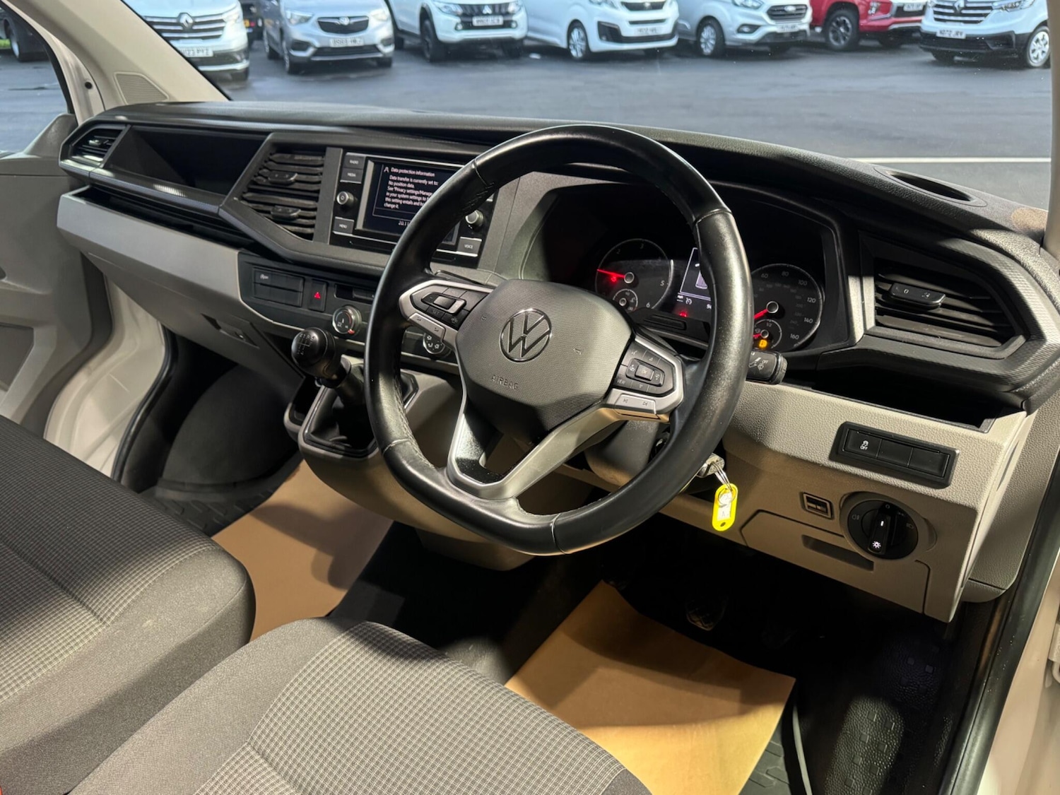 Used Volkswagen Transporter 2023 for sale - 76658857: Photo 30