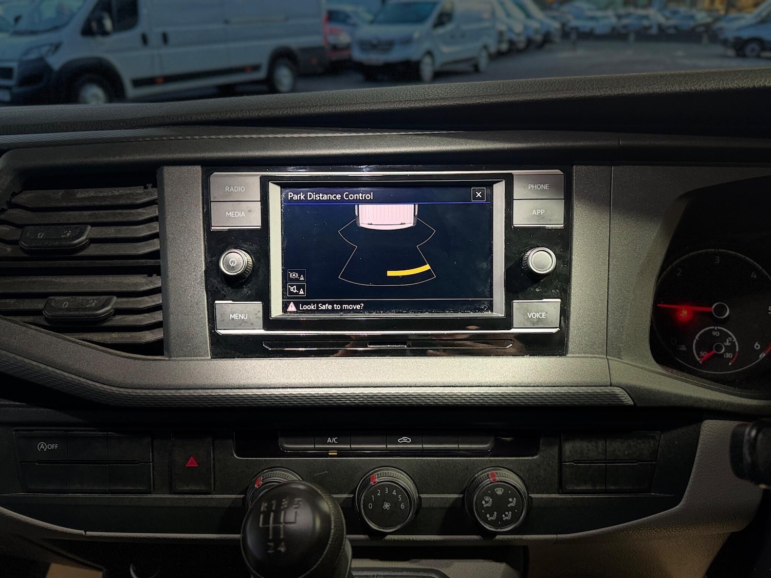 Used Volkswagen Transporter 2023 for sale - 76658857: Photo 39