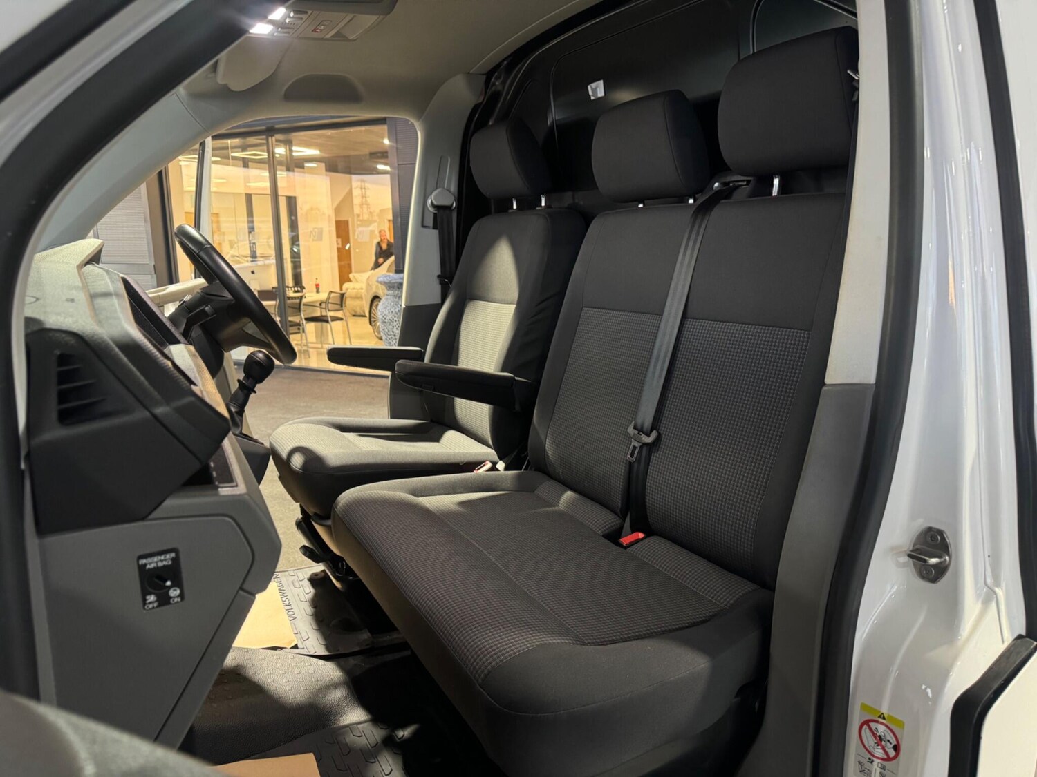 Used Volkswagen Transporter 2023 for sale - 76658857: Photo 49